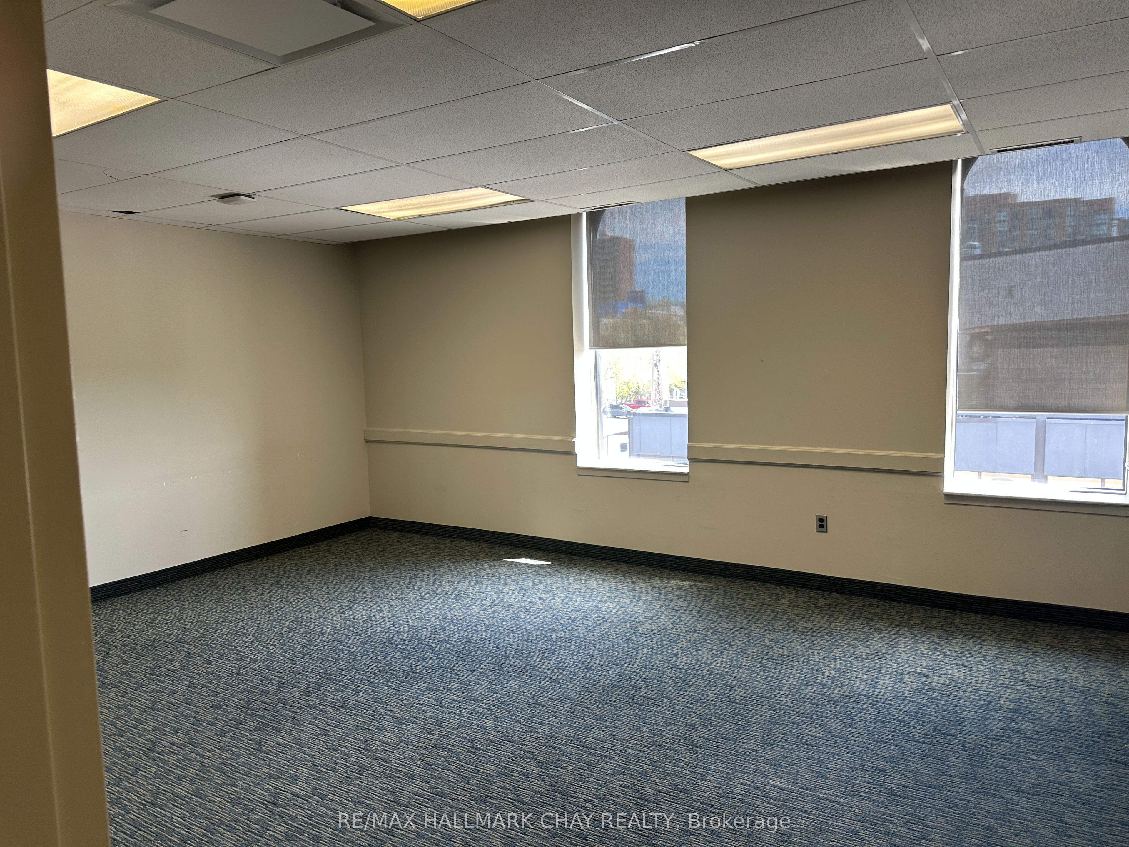 64 Dunlop Street E Property Photo 14