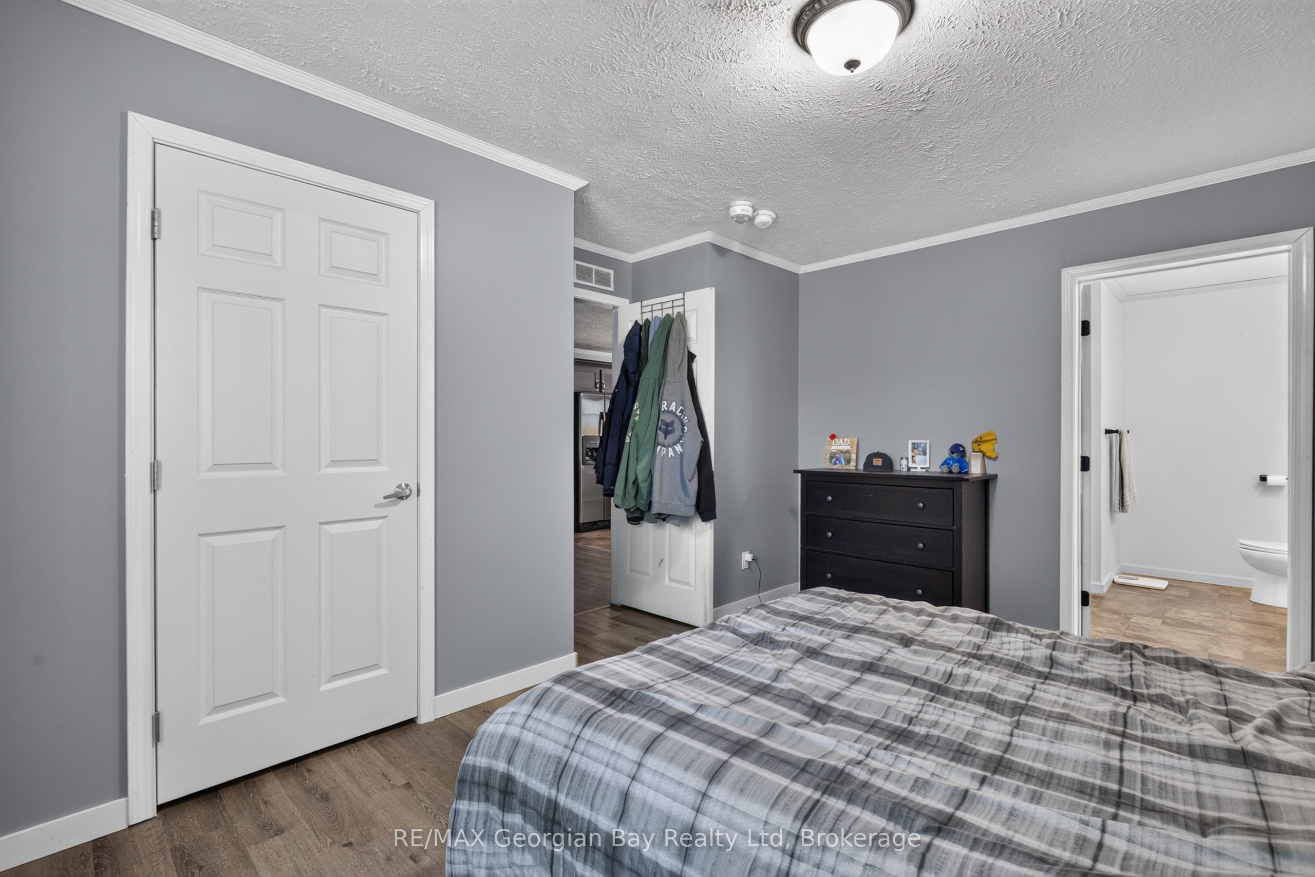927 Vindin Street Property Photo 10