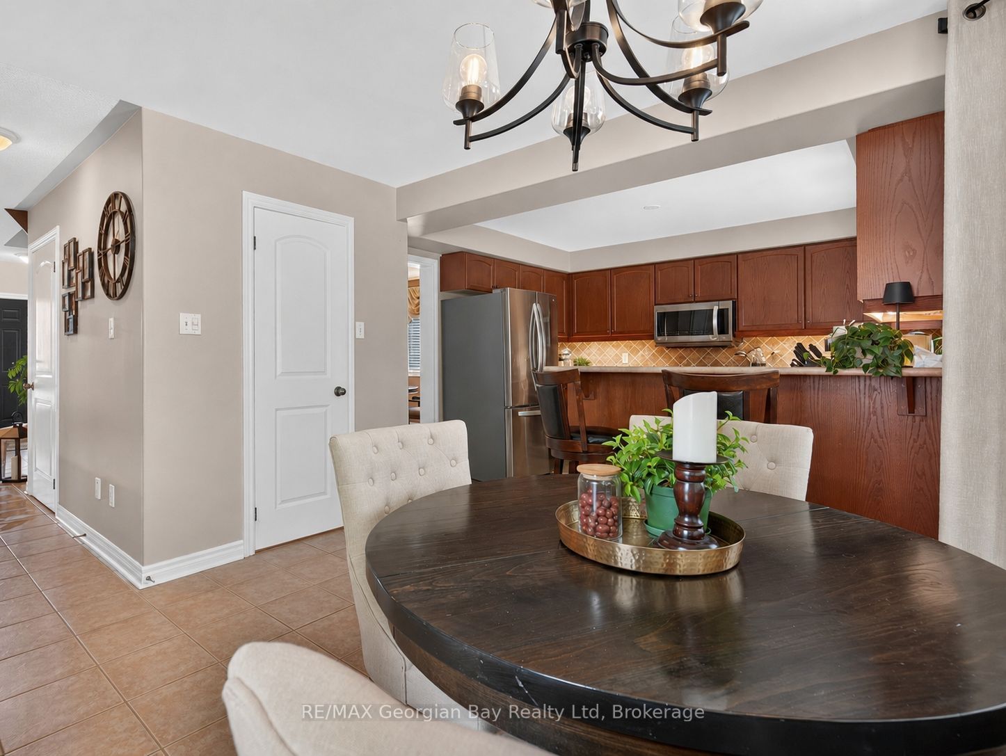 400 Keller Drive Property Photo 11