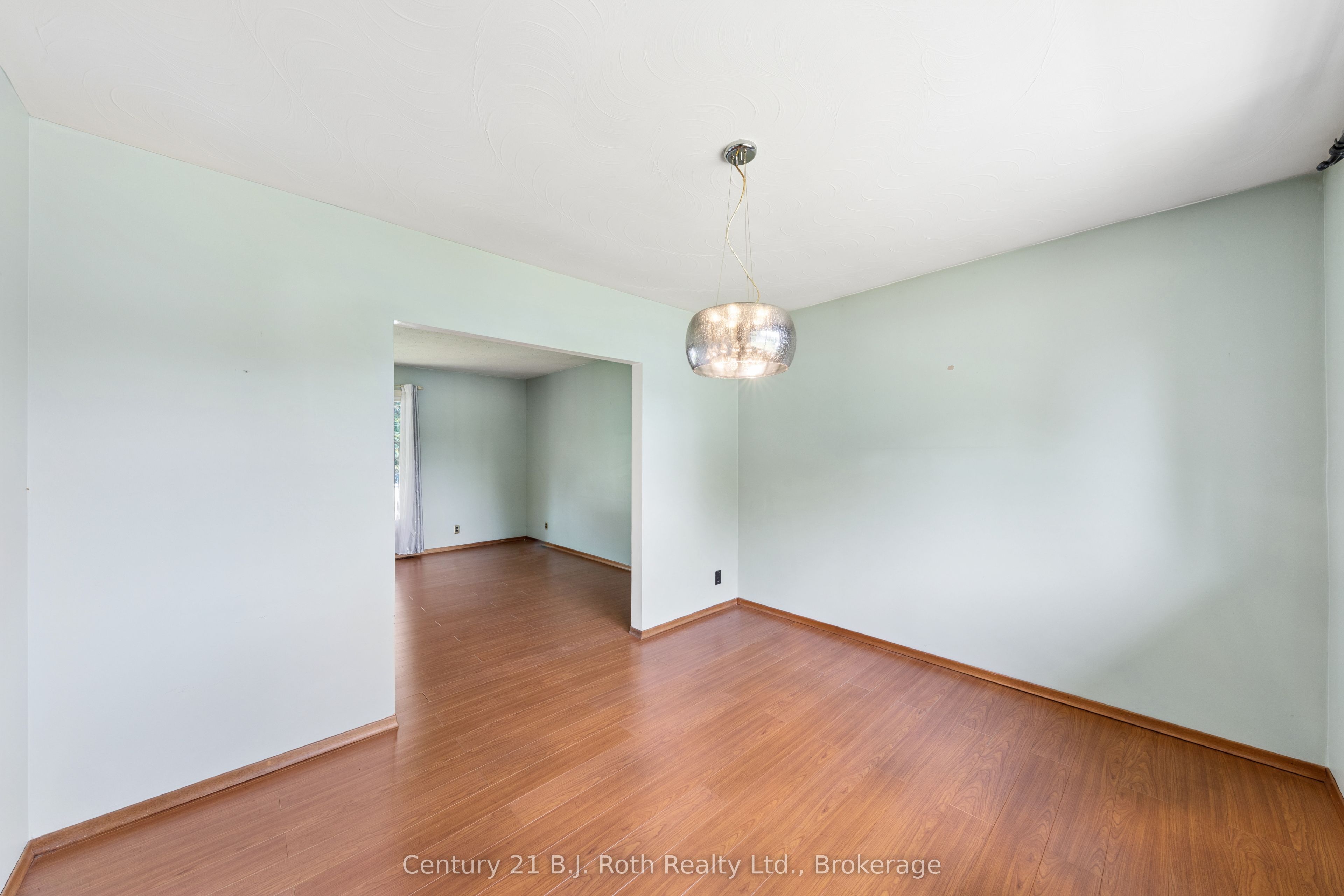 8240 93 Highway Property Photo 7
