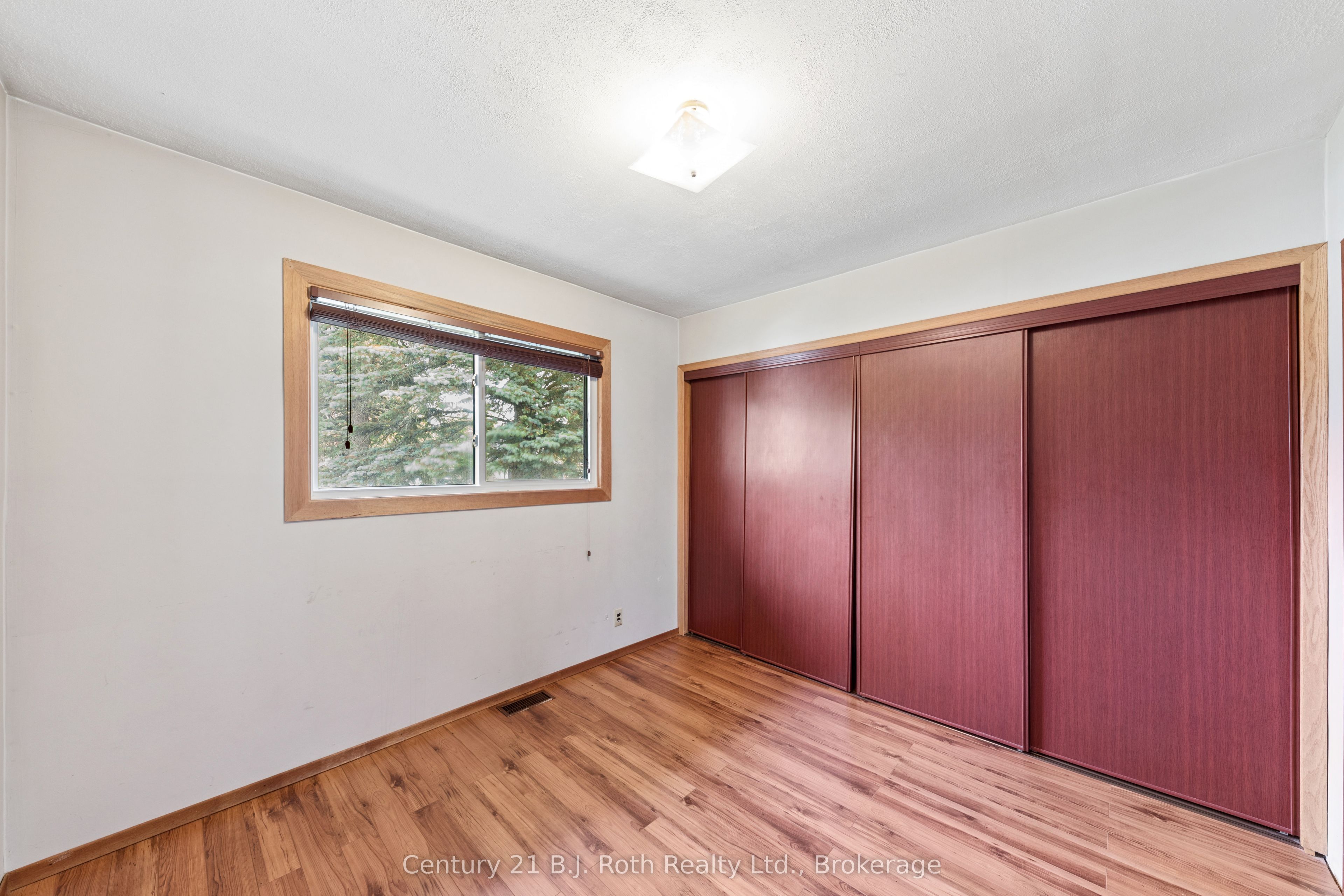 8240 93 Highway Property Photo 10