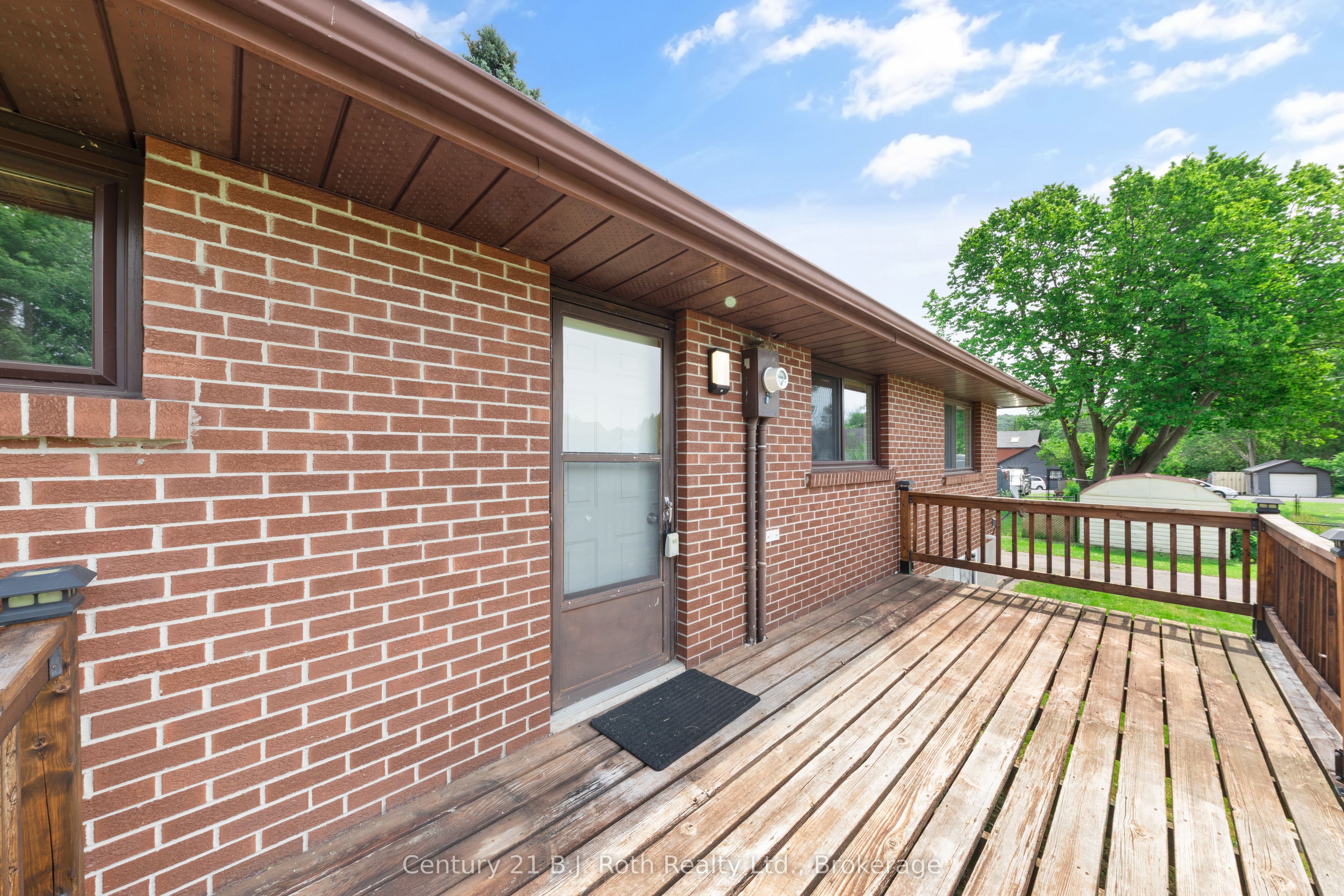 8240 93 Highway Property Photo 23
