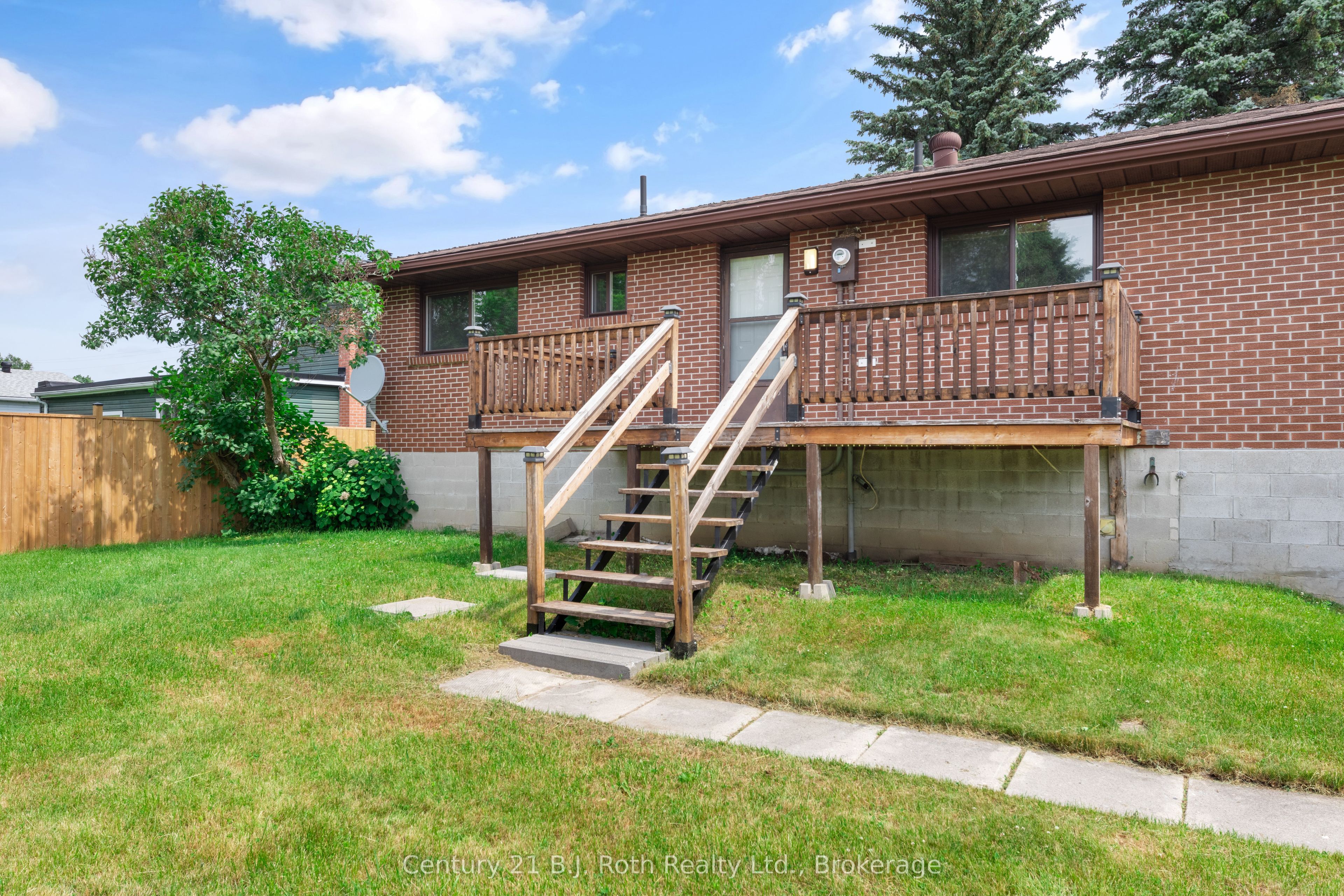 8240 93 Highway Property Photo 26
