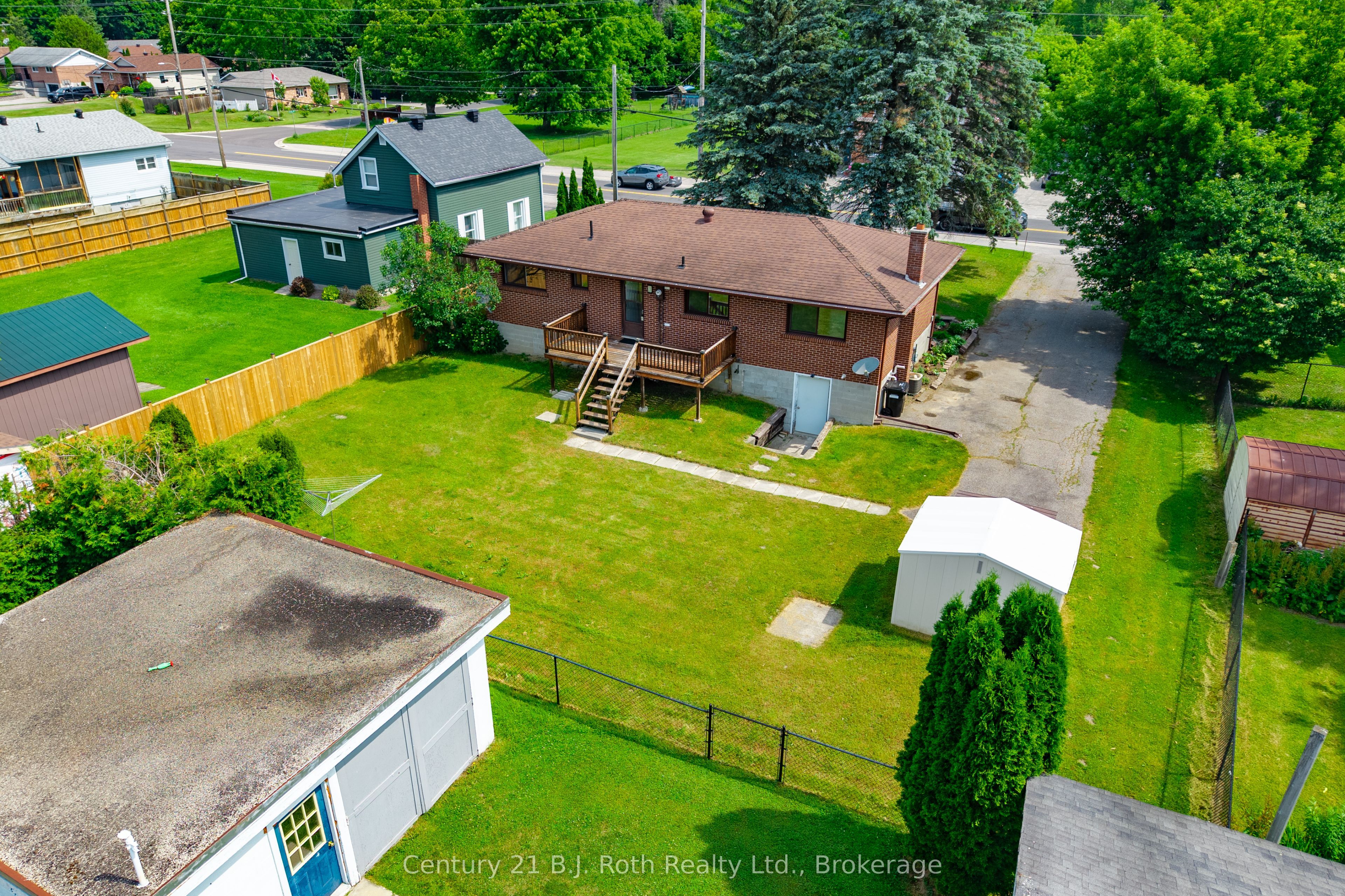 8240 93 Highway Property Photo 30