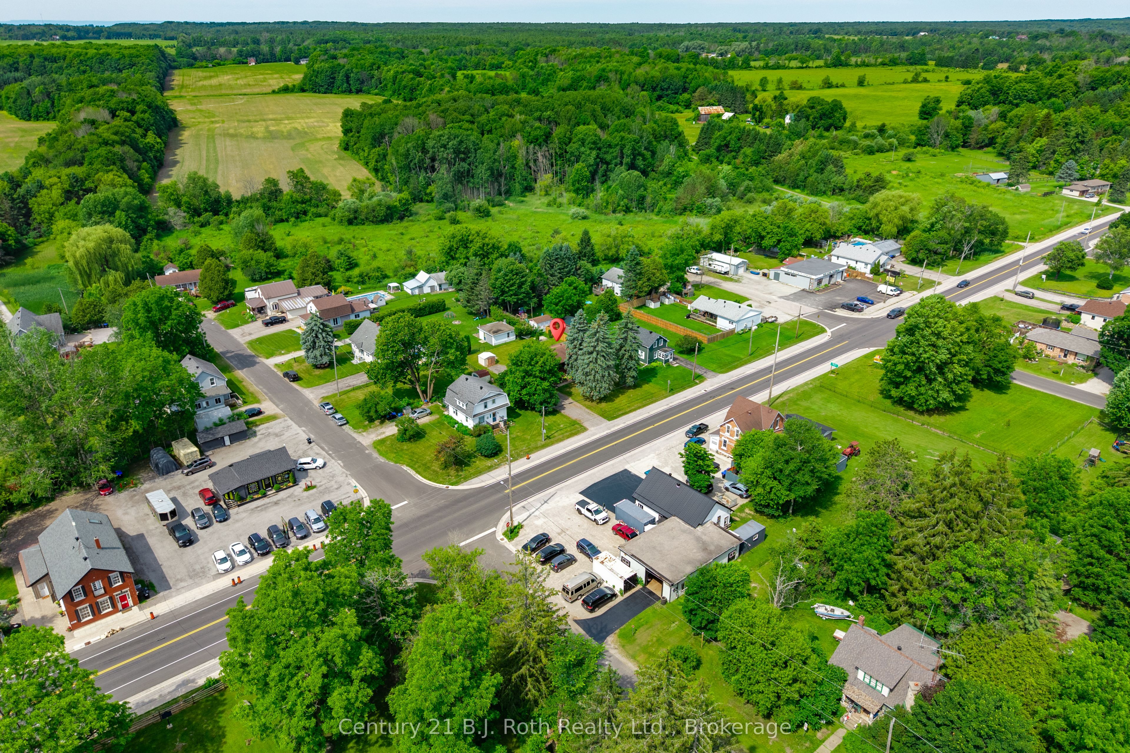 8240 93 Highway Property Photo 34