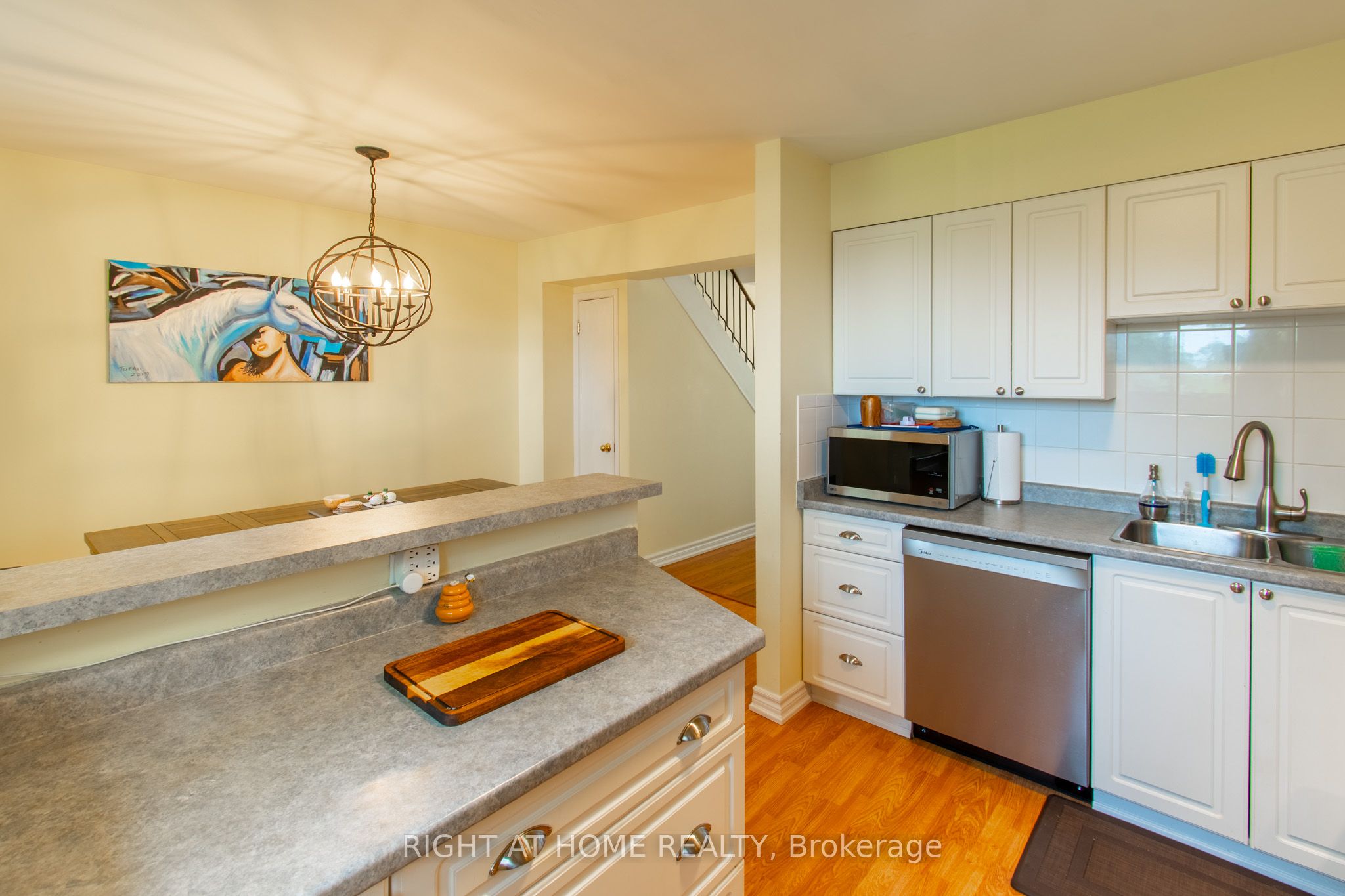 63 Ferris Lane B12 Property Photo 12