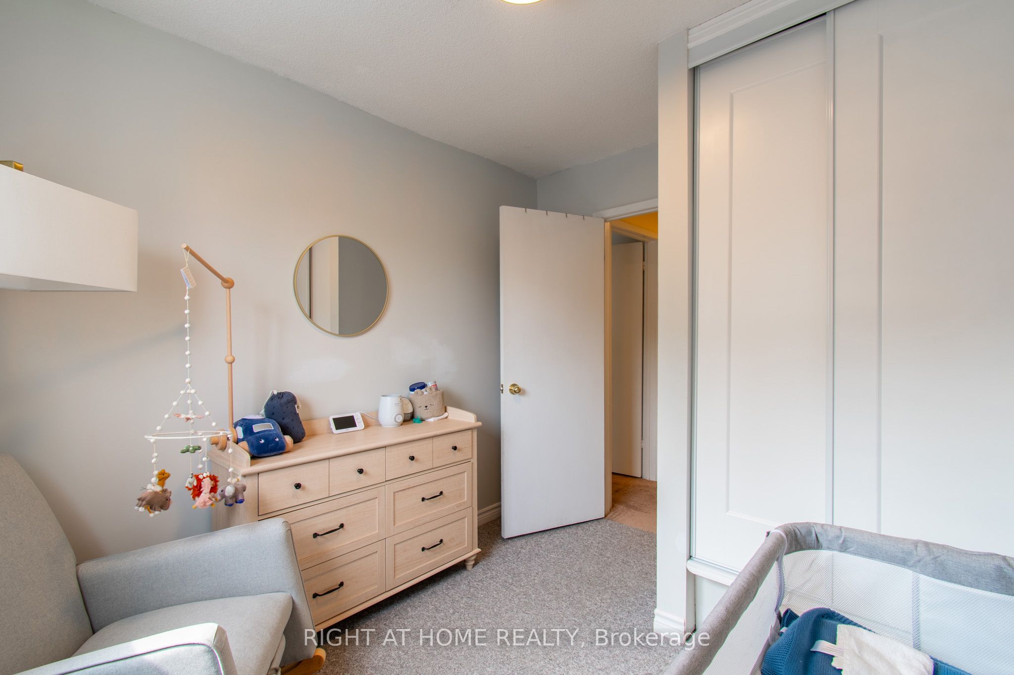 63 Ferris Lane B12 Property Photo 16