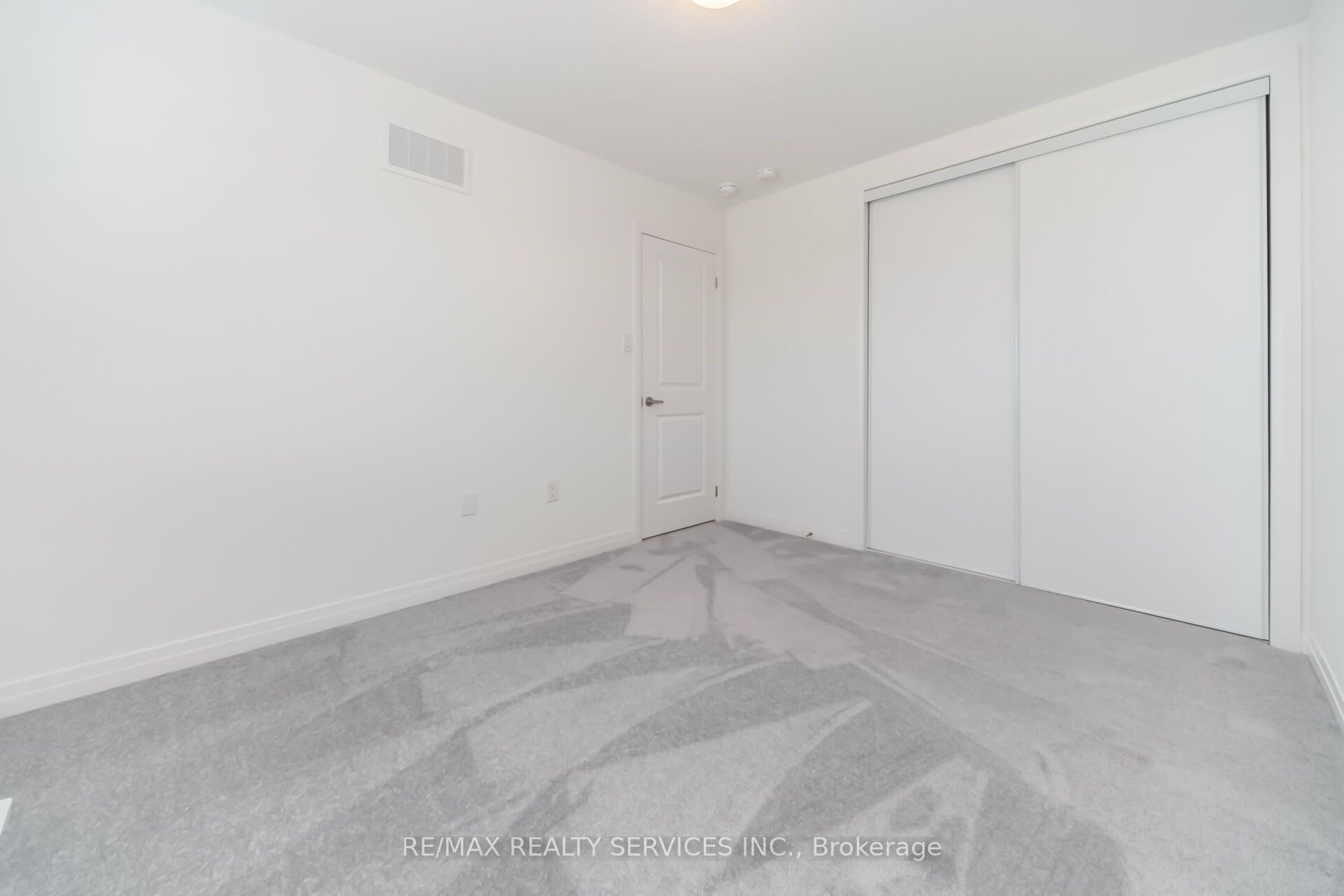 69 Kirkwood Way Property Photo 33