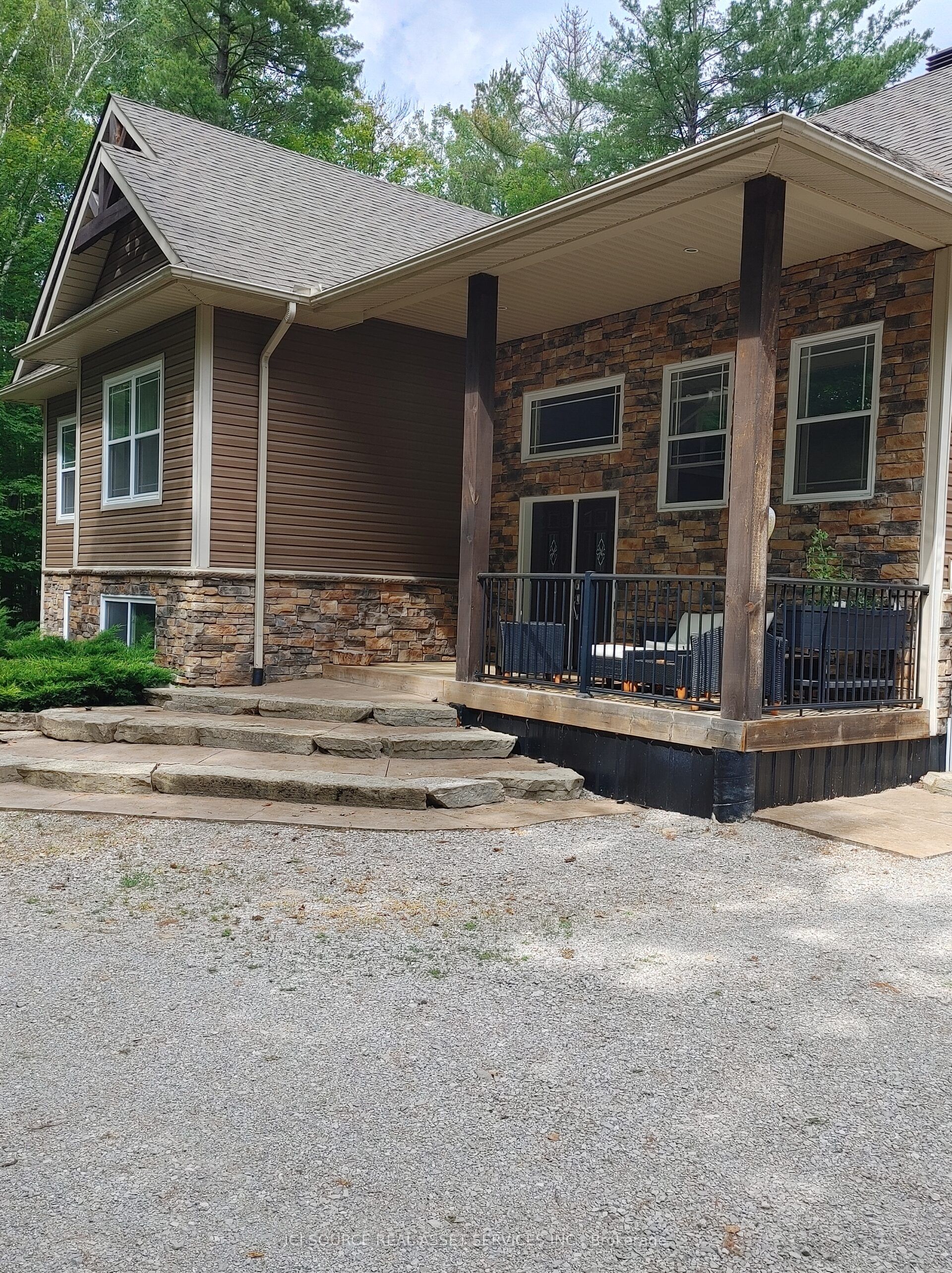 2932 Pinecone Trail Property Photo 4