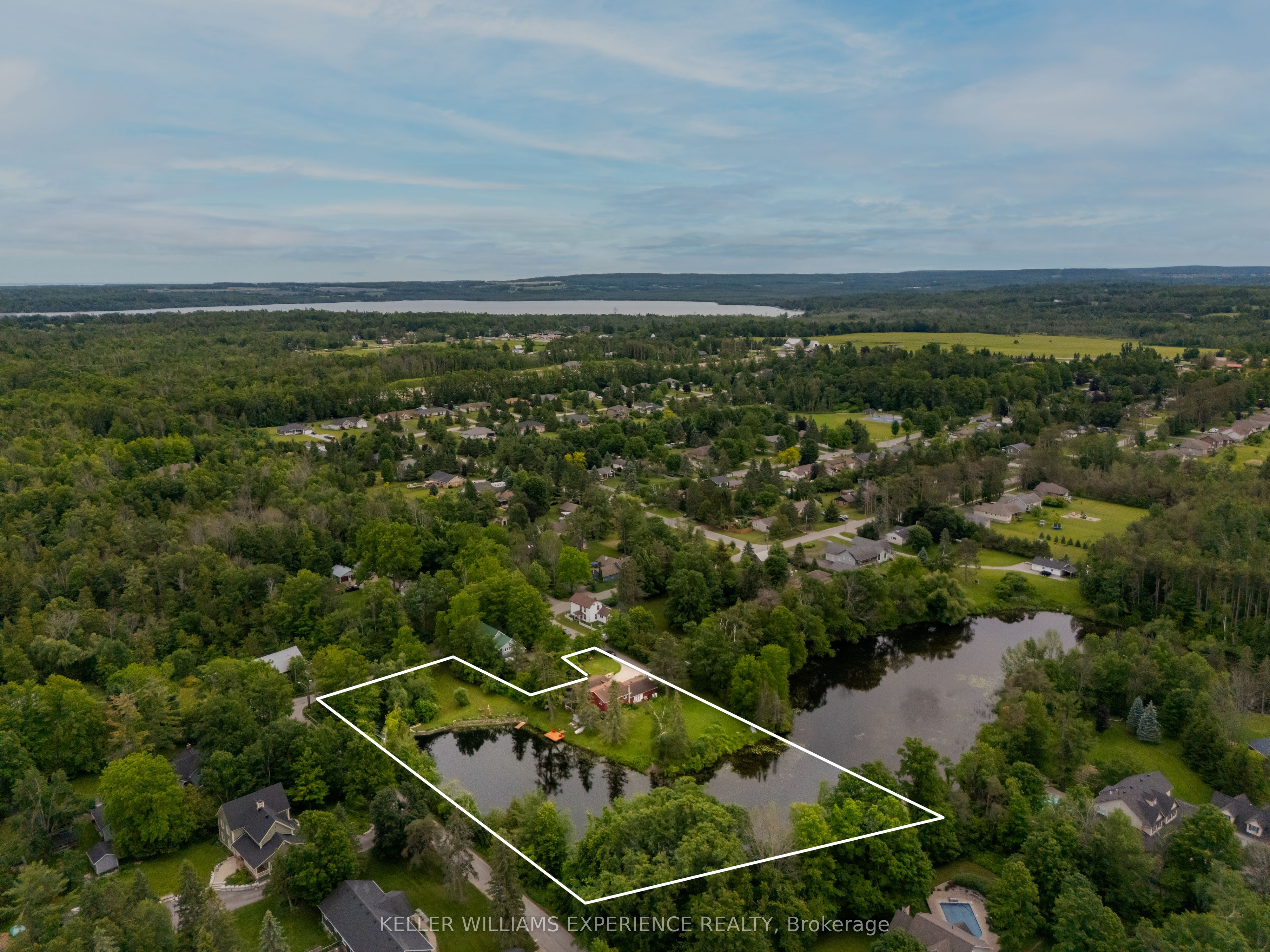 3741 Cedar Rapids Drive Property Photo 3