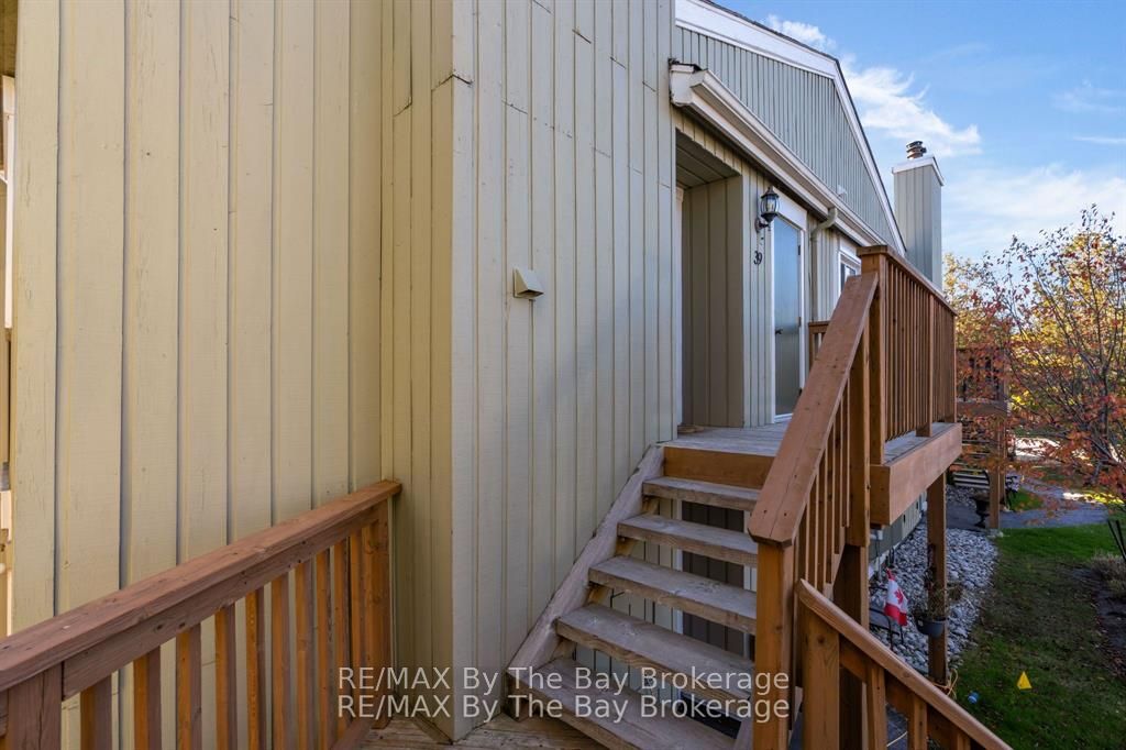 19 Dawson Drive 39 Property Photo 4