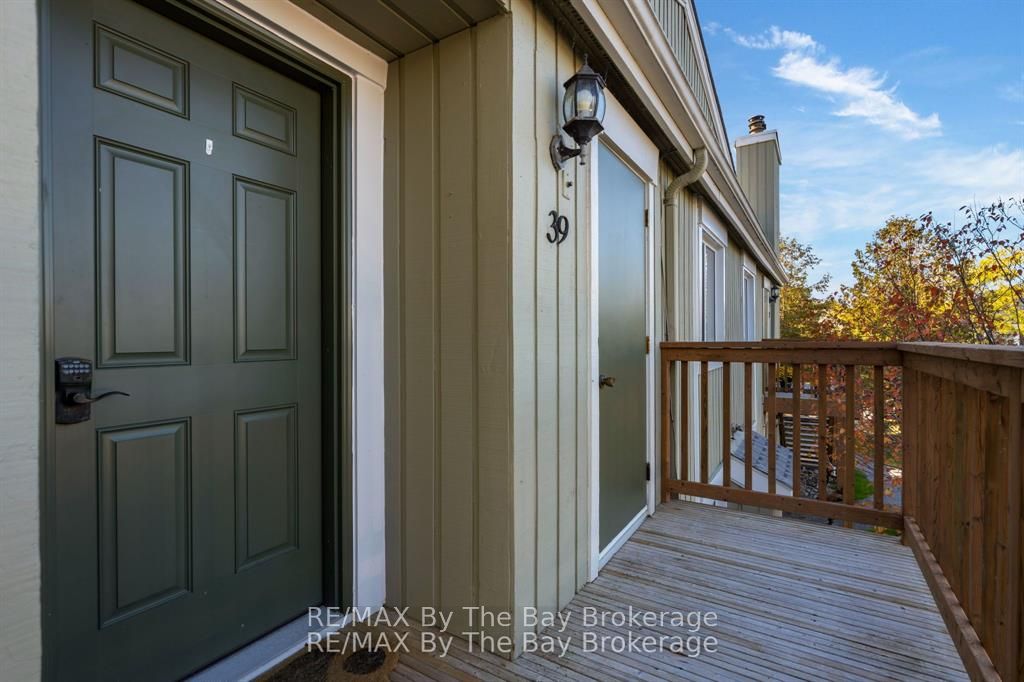19 Dawson Drive 39 Property Photo 5