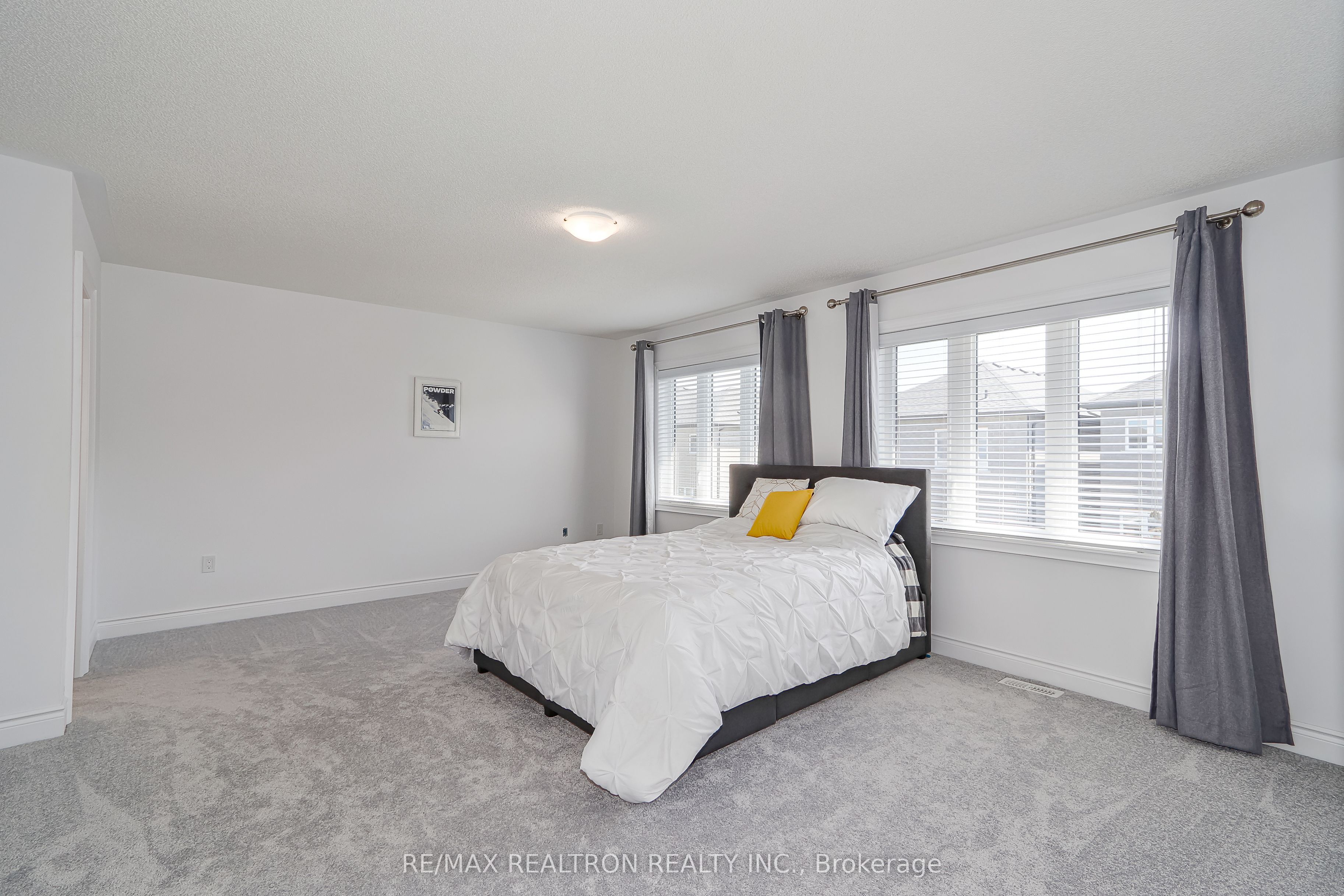19 Middleton Drive Property Photo 16
