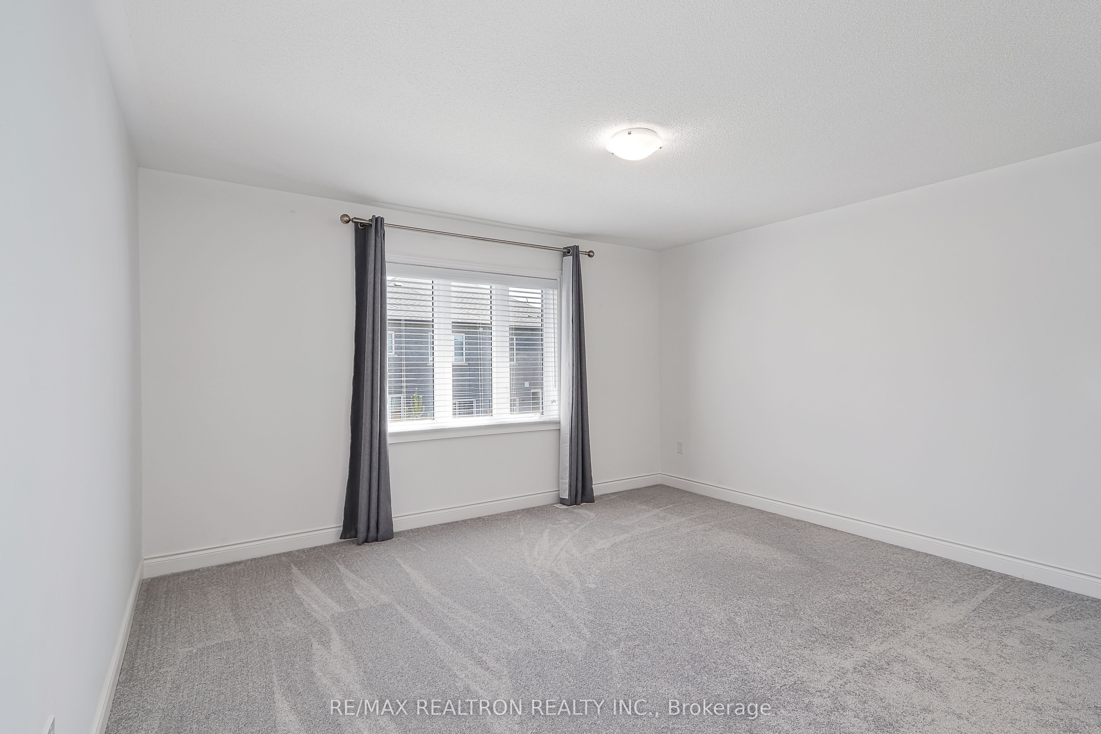 19 Middleton Drive Property Photo 20