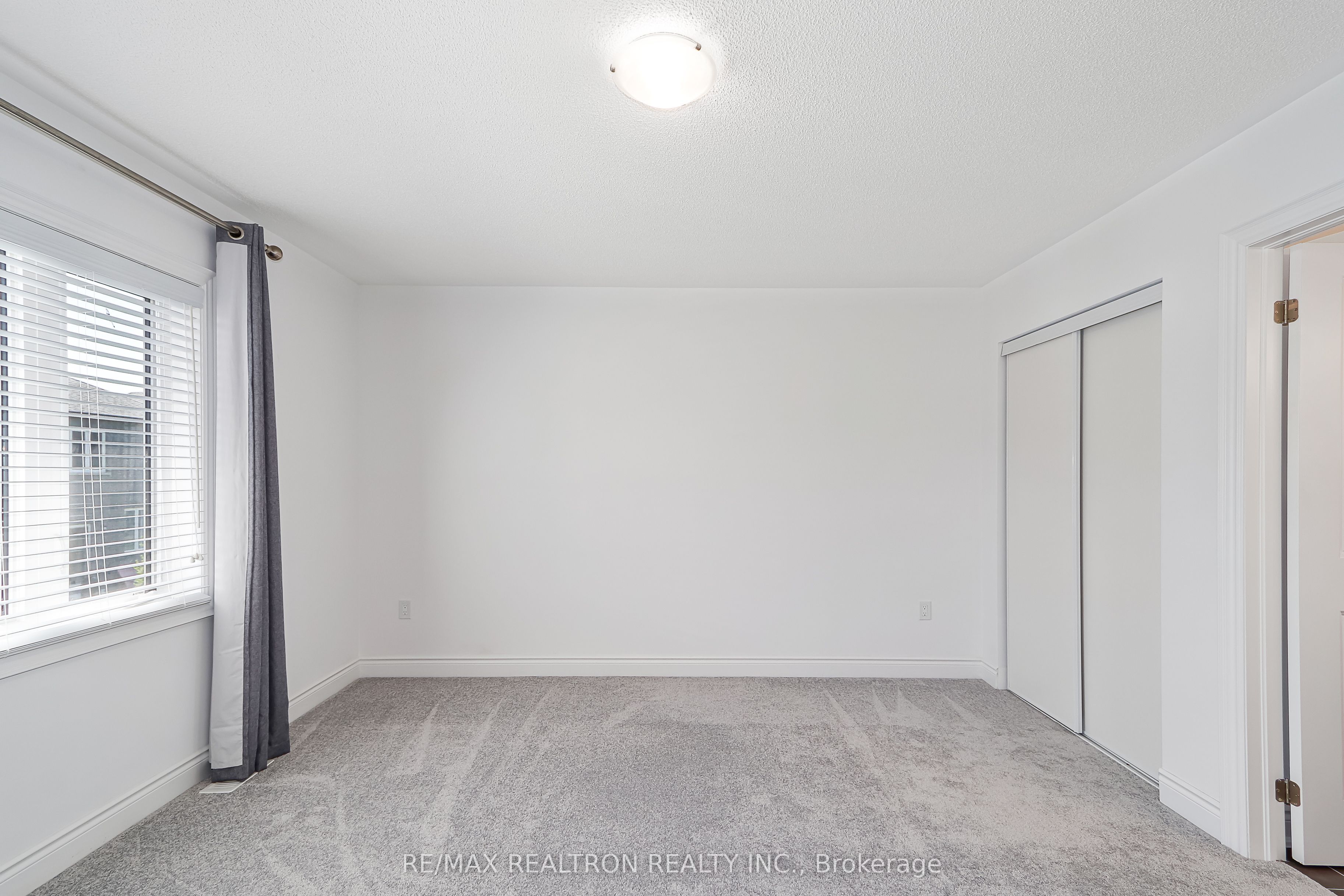 19 Middleton Drive Property Photo 22
