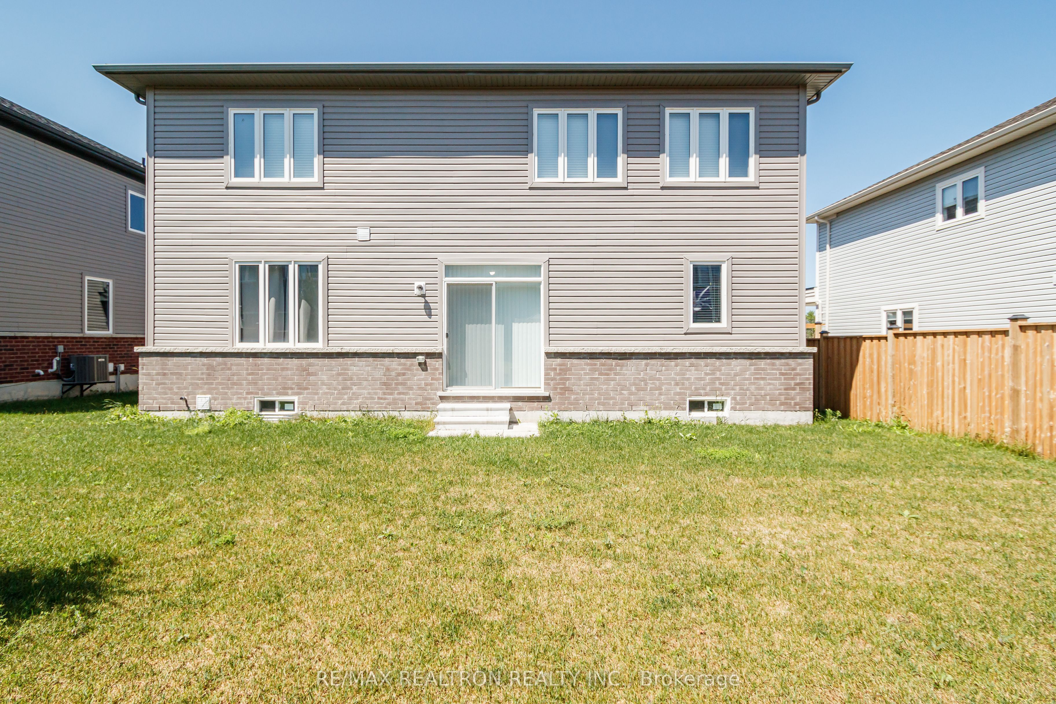 19 Middleton Drive Property Photo 33