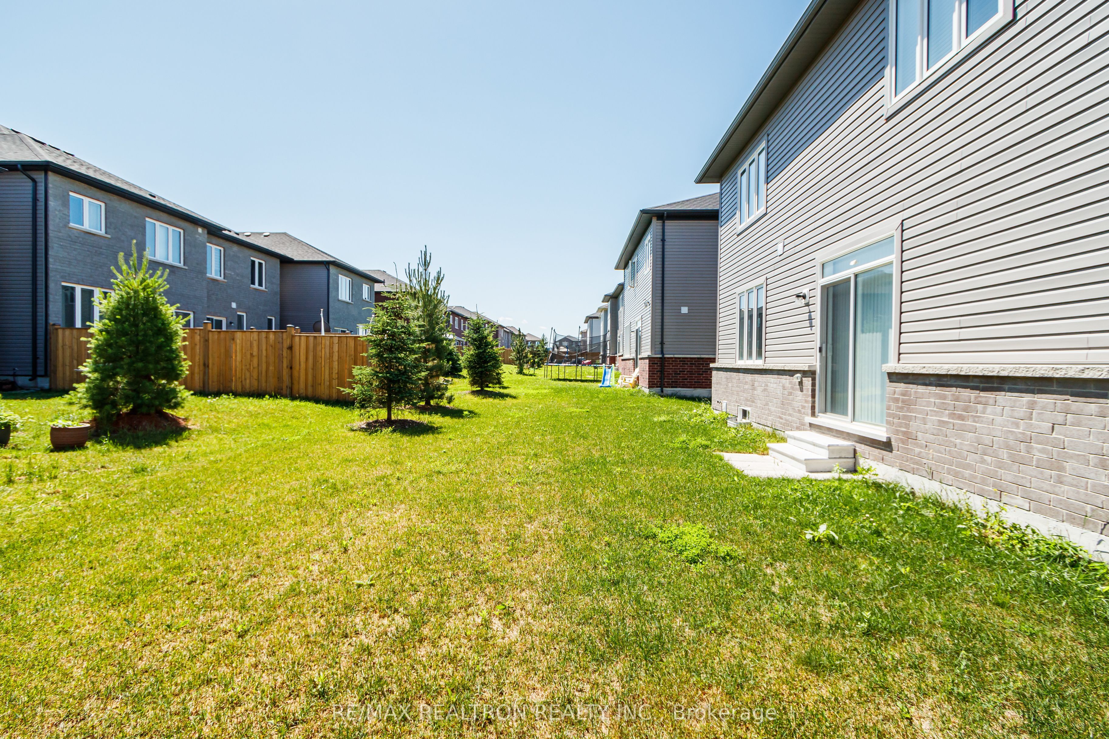 19 Middleton Drive Property Photo 34