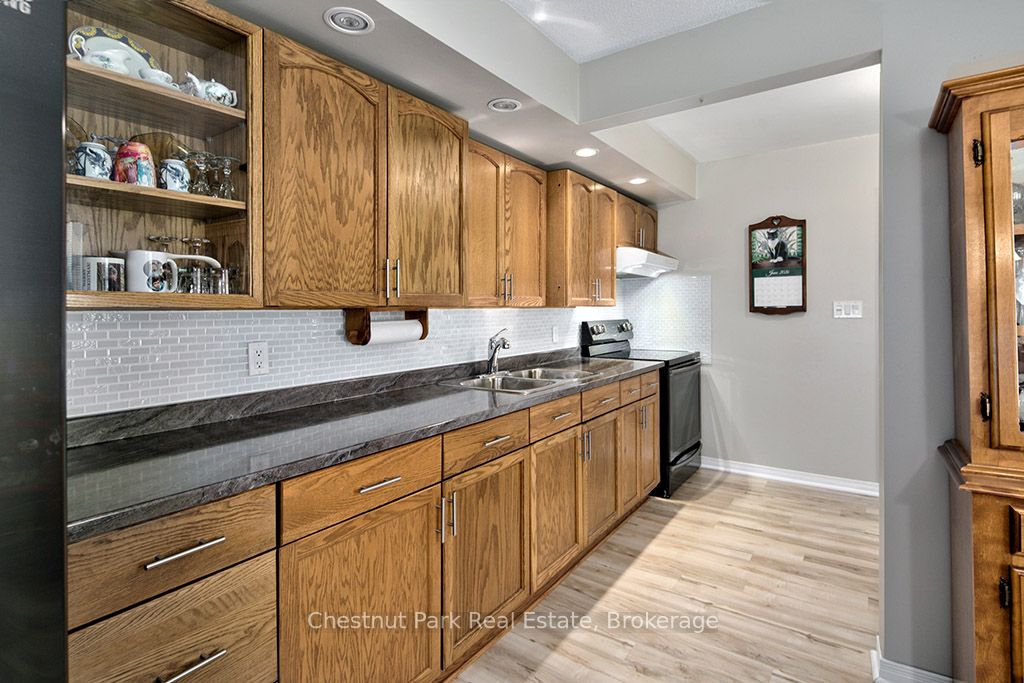 333 Oak Street Property Photo 14