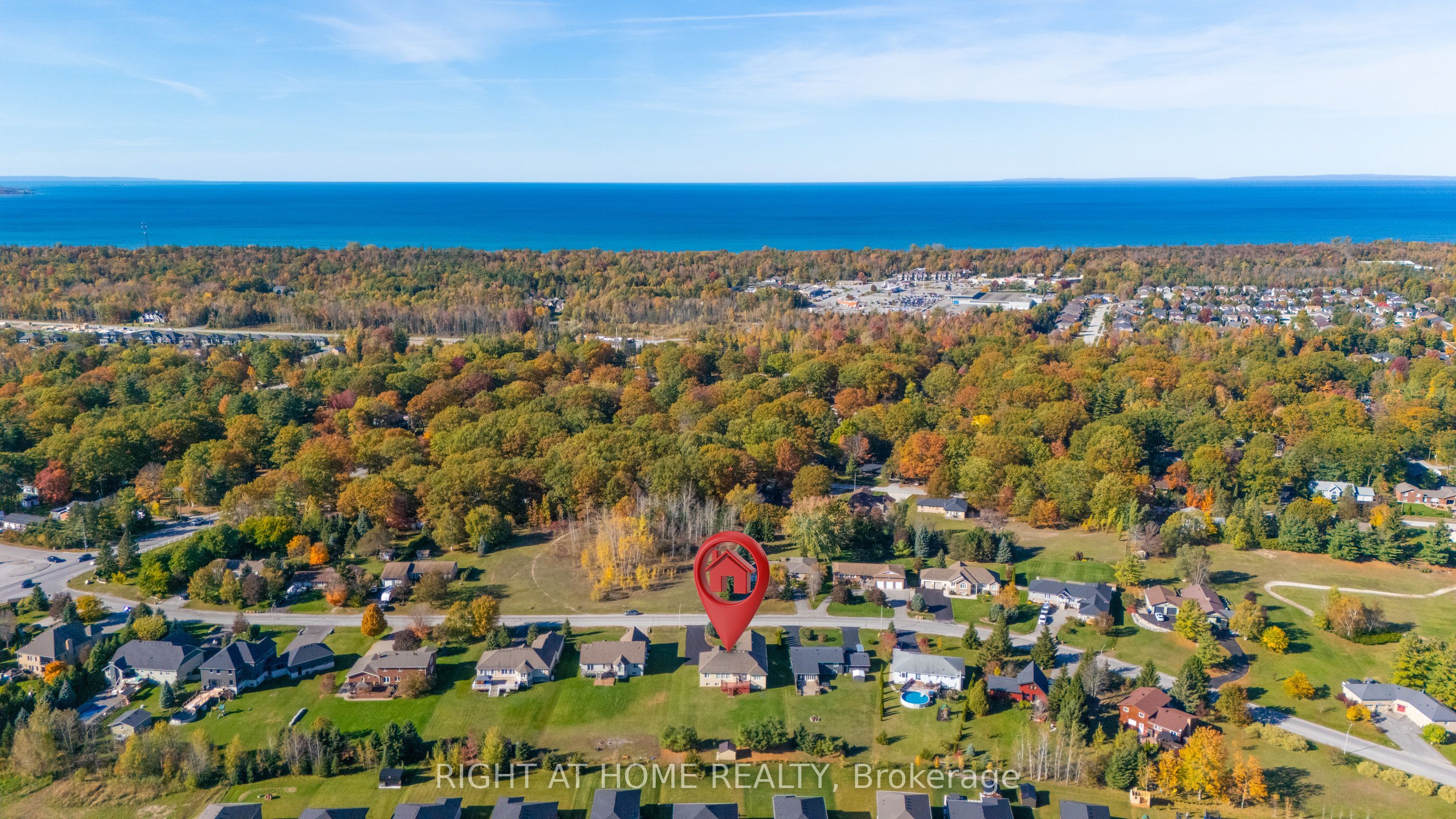 16 WASAGA SANDS Drive
