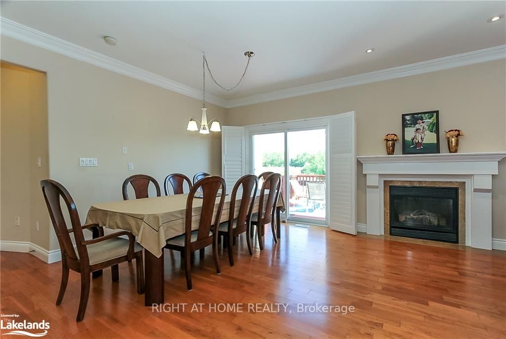 16 Wasaga Sands Drive Property Photo 19
