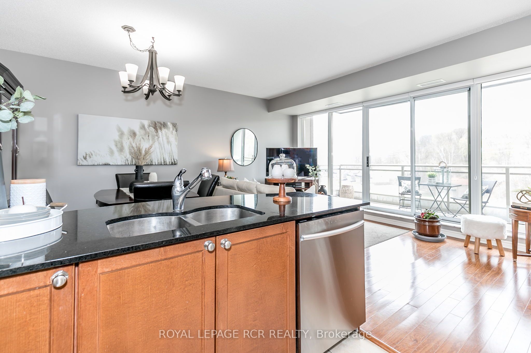 699 Aberdeen Boulevard 608 Property Photo 15