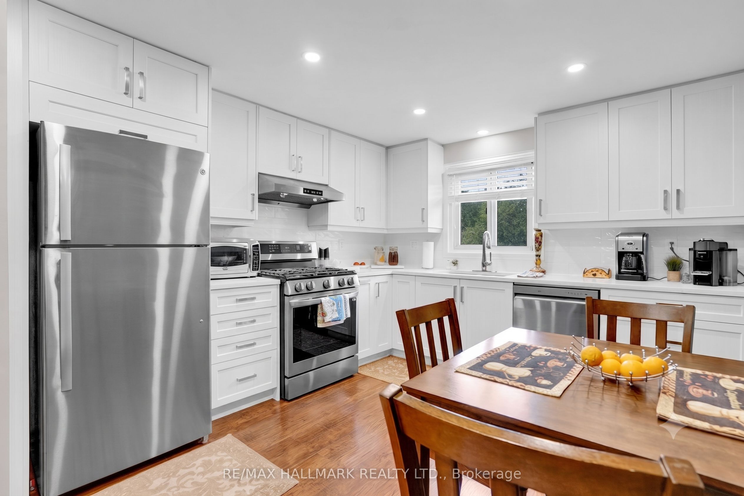 36 Ridgeway Avenue Property Photo 14