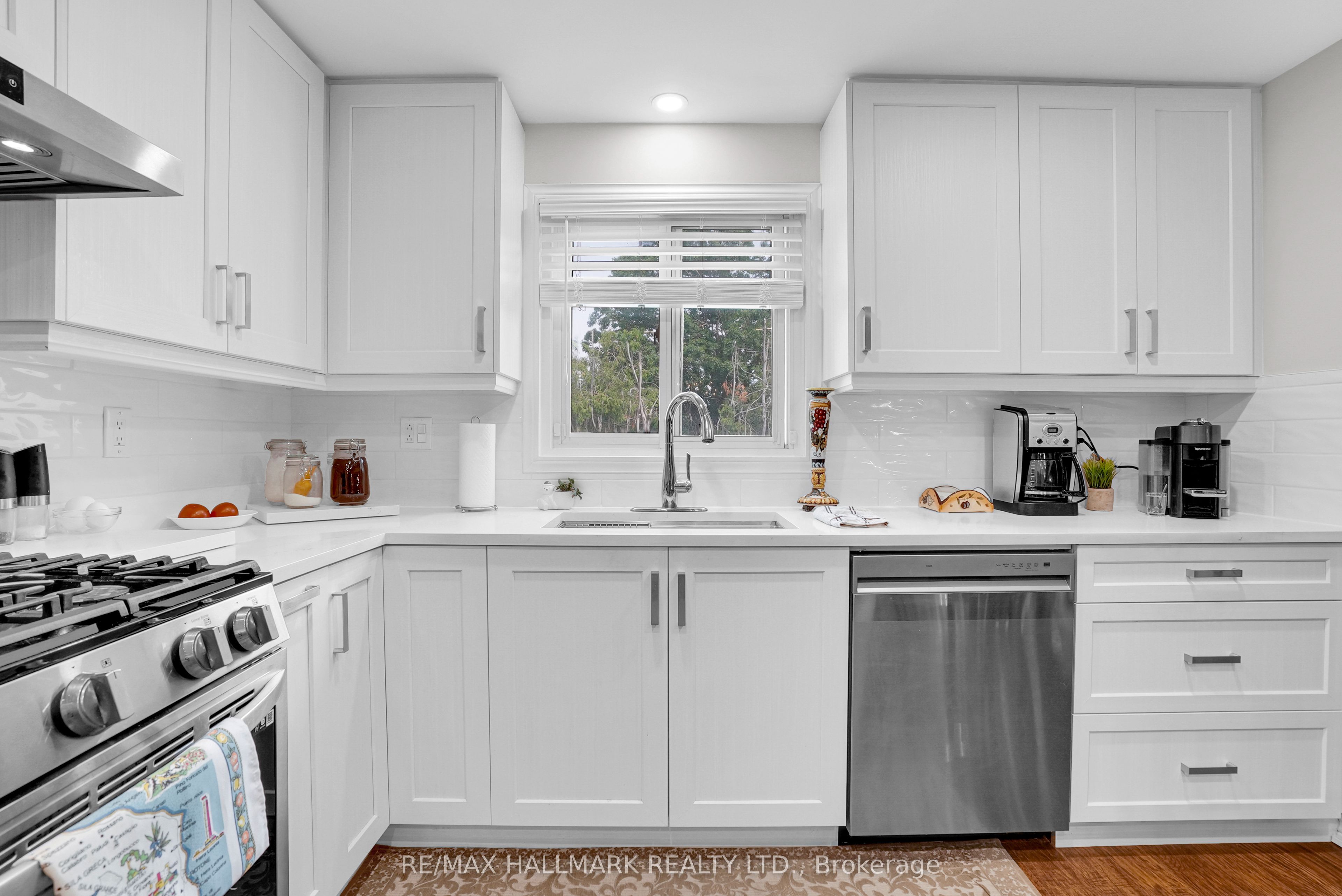 36 Ridgeway Avenue Property Photo 16