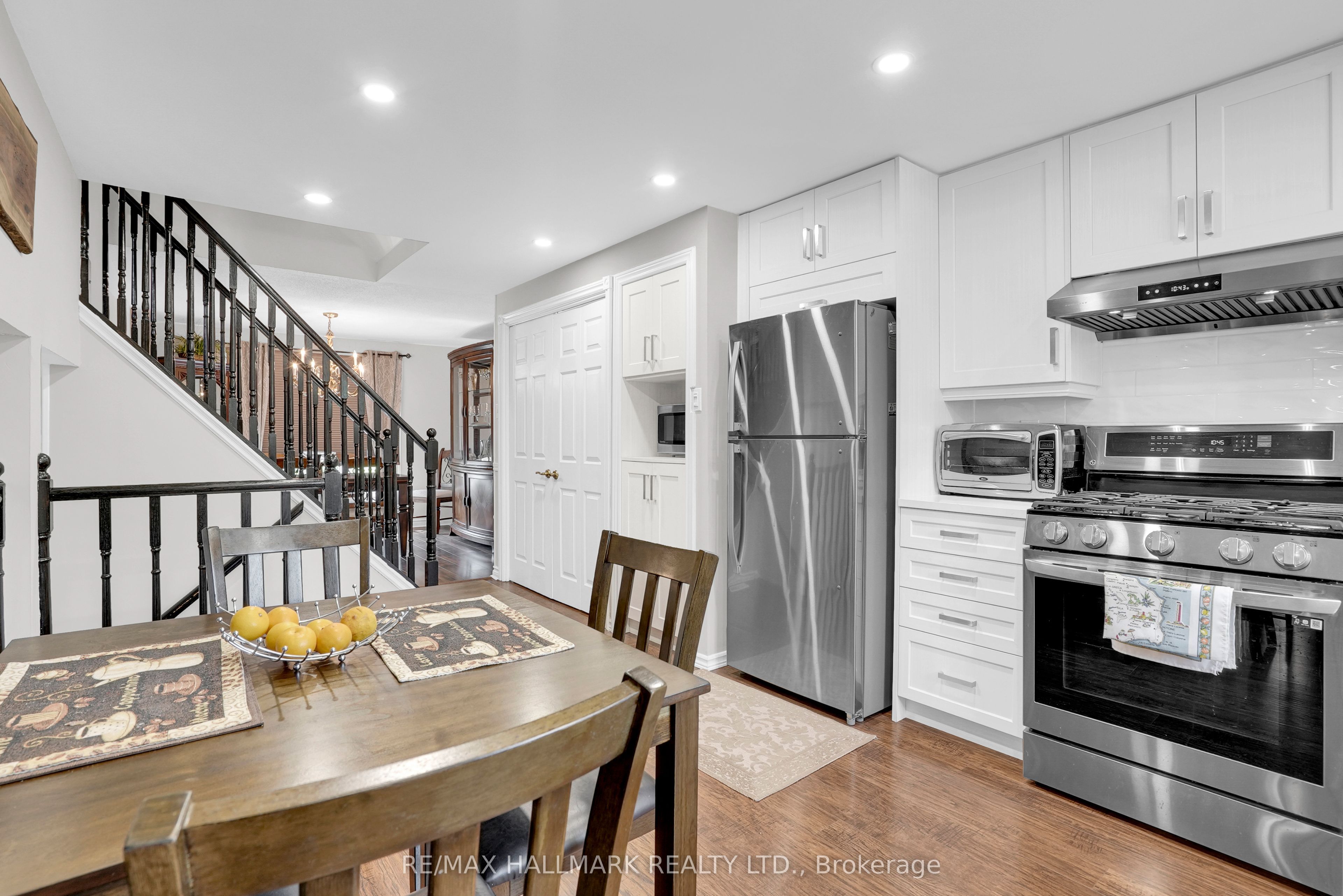 36 Ridgeway Avenue Property Photo 18