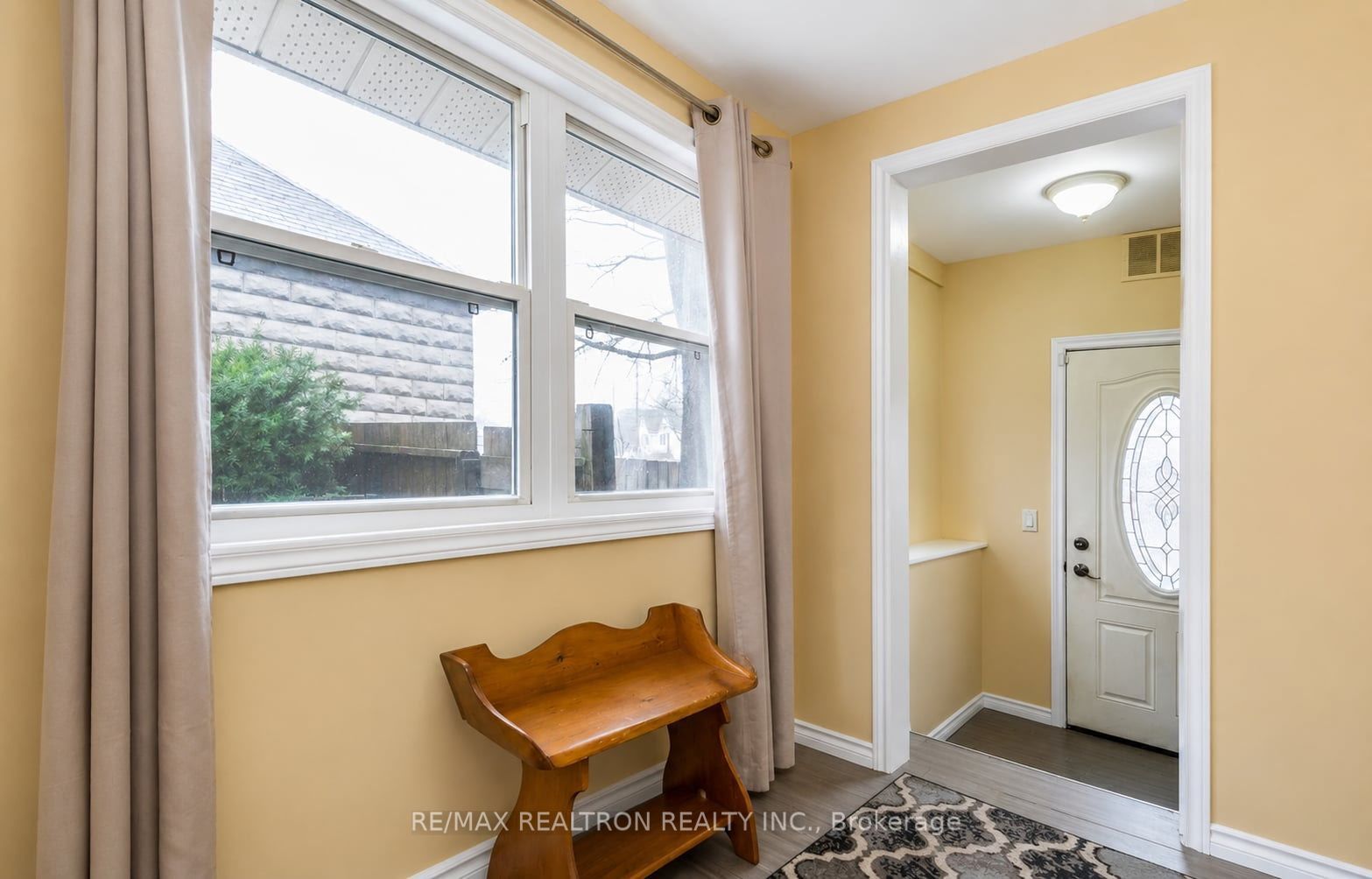 86 John Street Property Photo 3