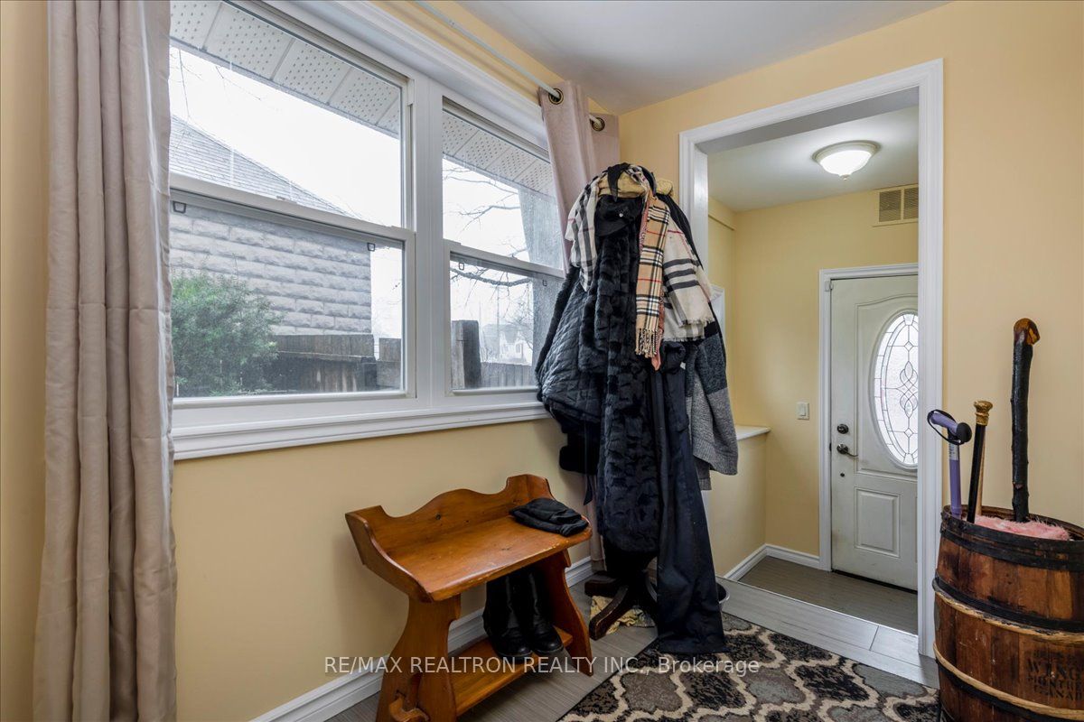 86 John Street Property Photo 4