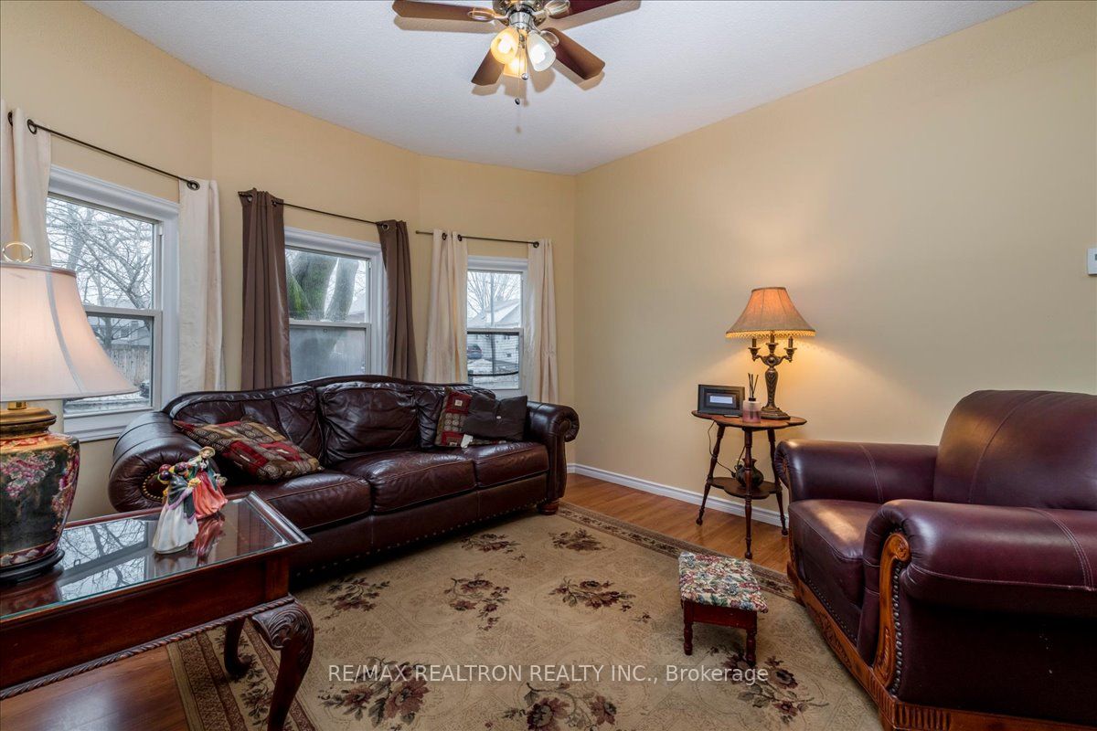 86 John Street Property Photo 6