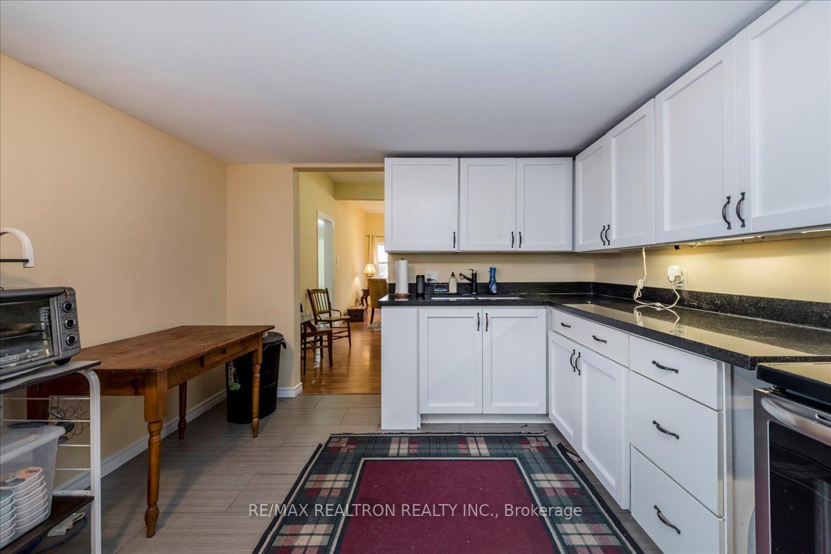 86 John Street Property Photo 14