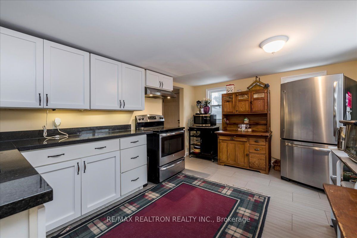 86 John Street Property Photo 17