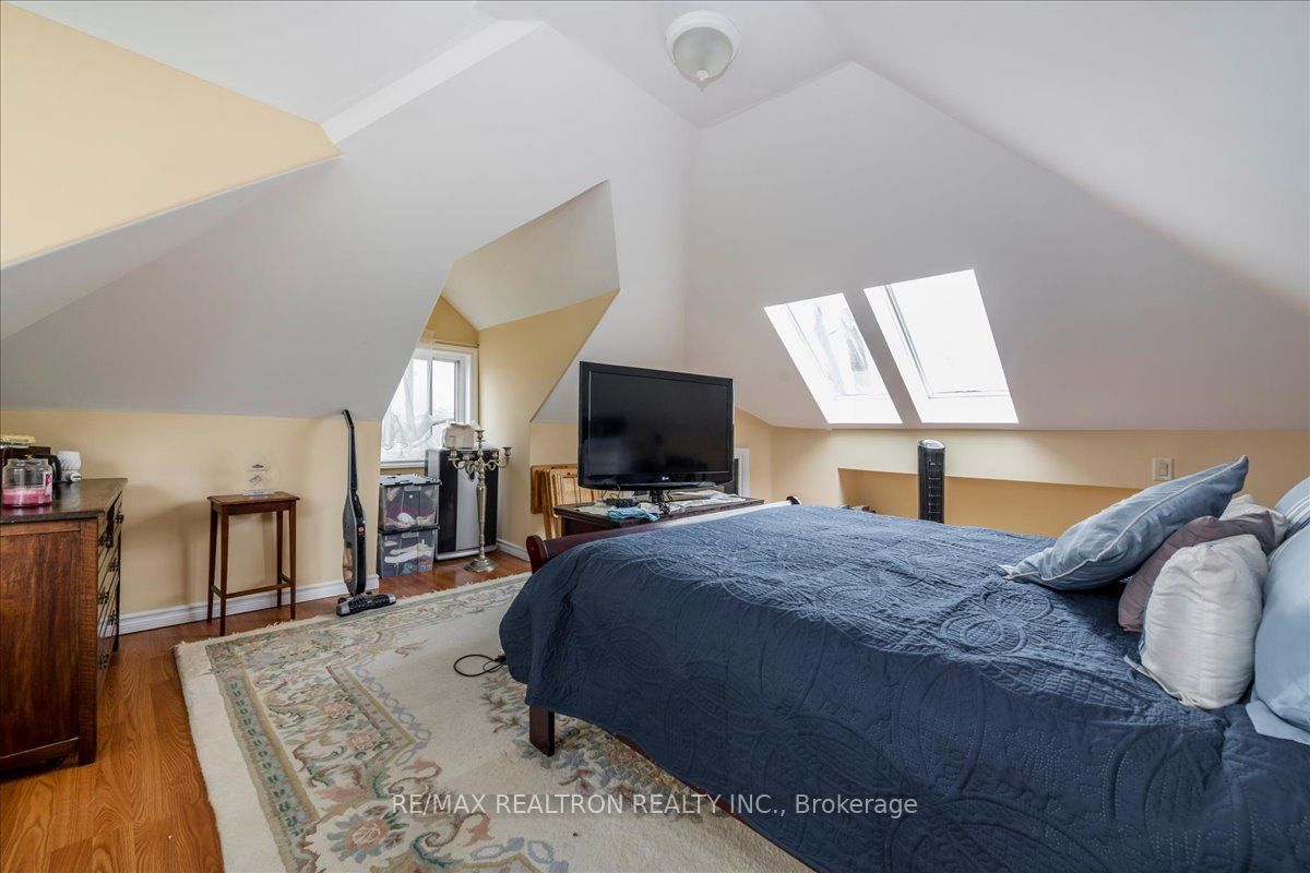 86 John Street Property Photo 23