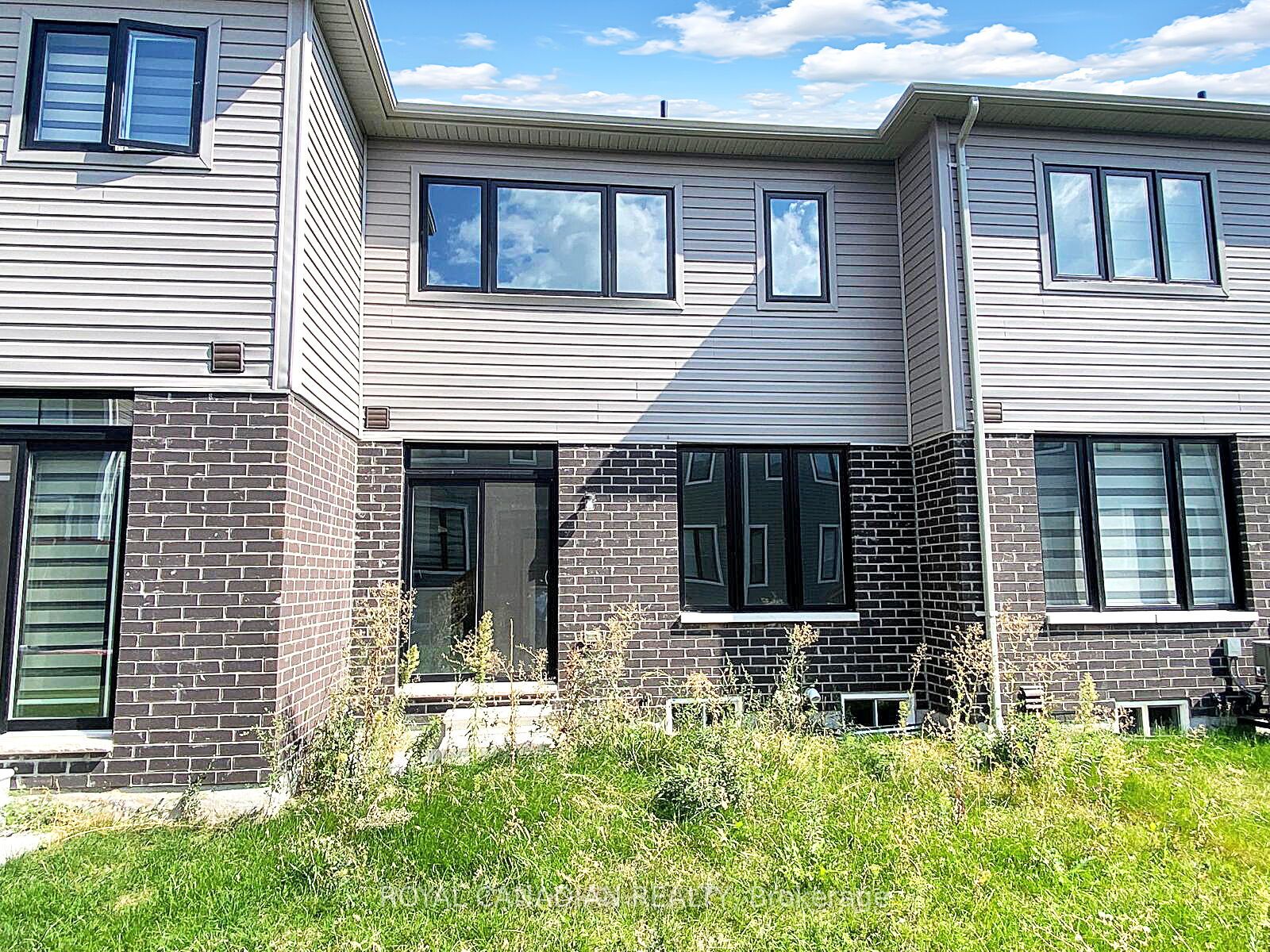 21 Tamworth Terrace Property Photo 44