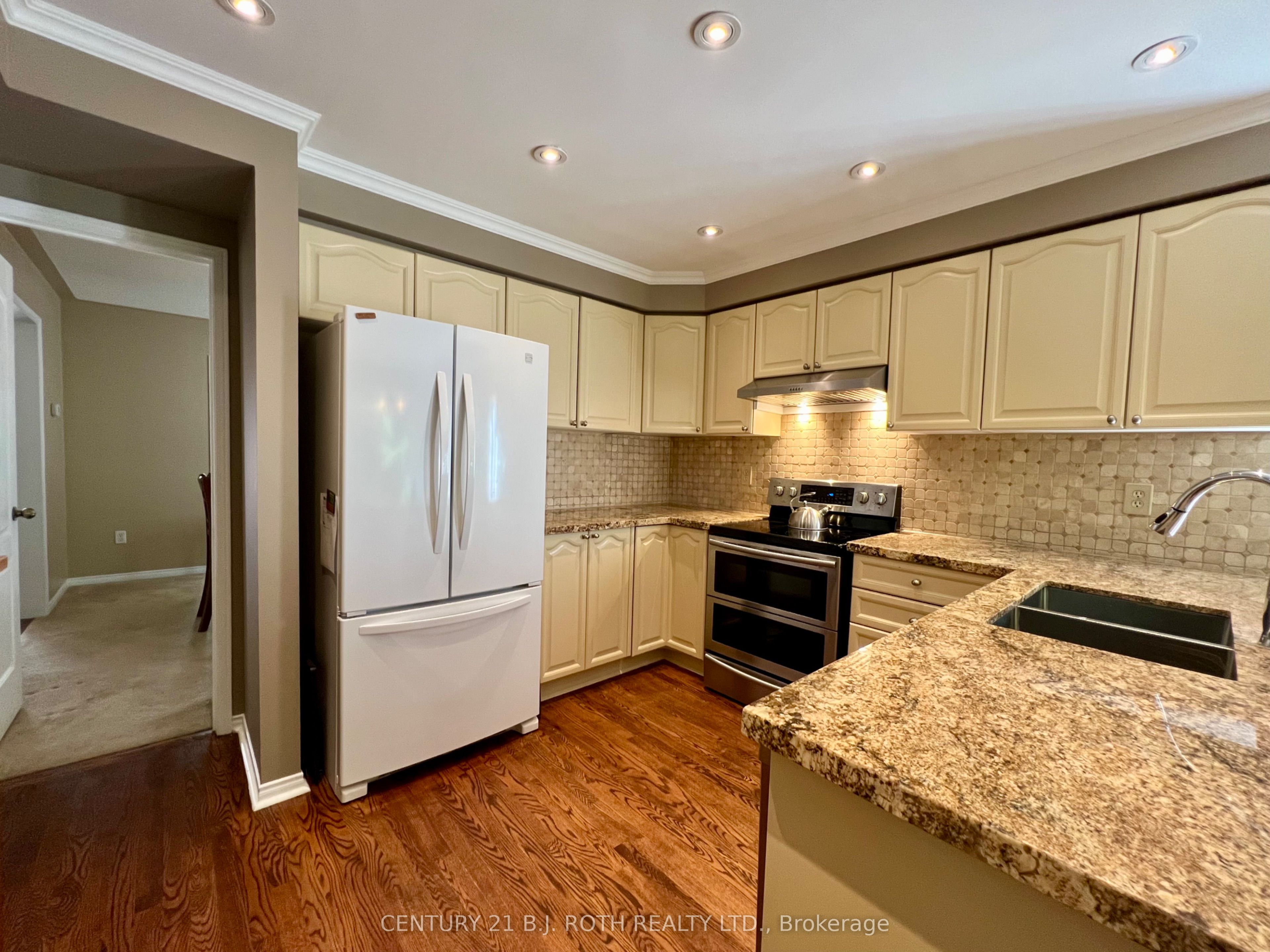 47 Looker Drive Property Photo 9