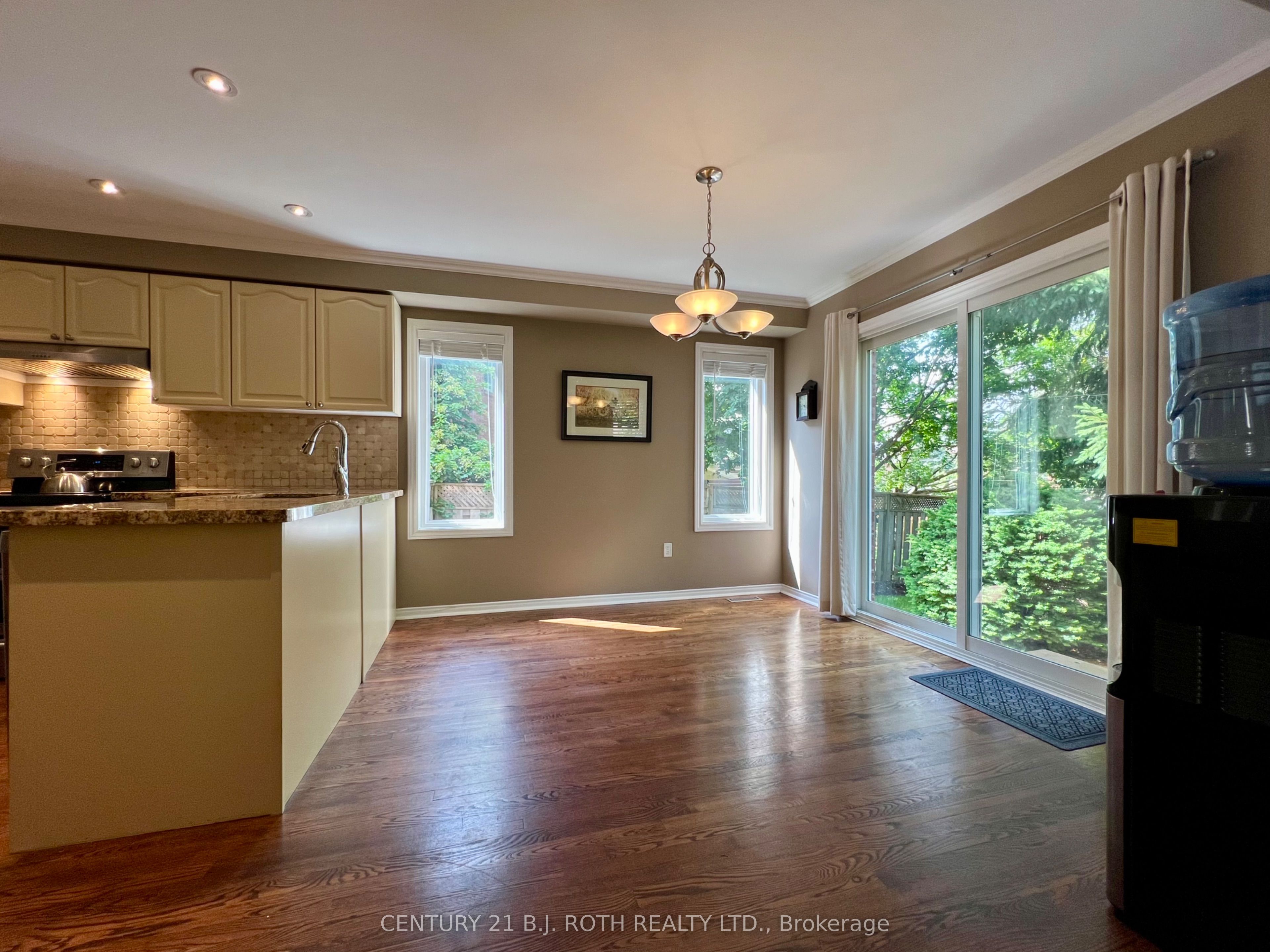 47 Looker Drive Property Photo 14
