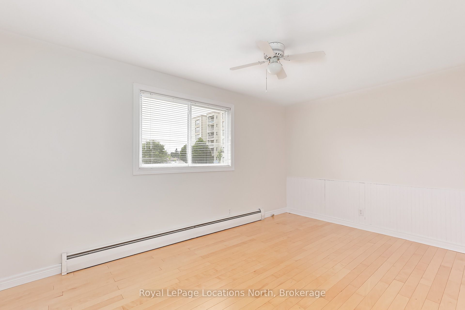 594 Oak Street Property Photo 20