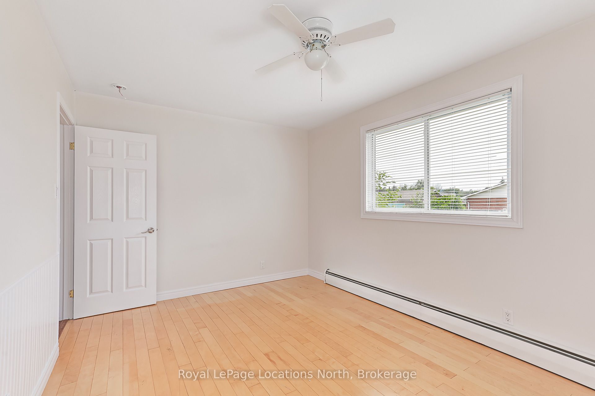 594 Oak Street Property Photo 23
