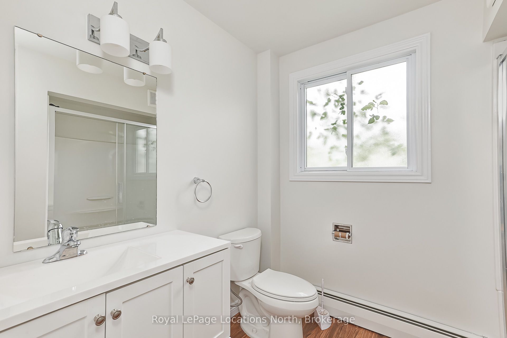 594 Oak Street Property Photo 29