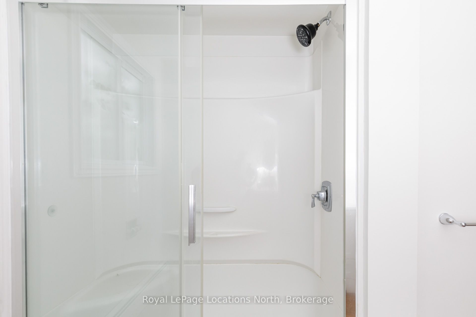 594 Oak Street Property Photo 30