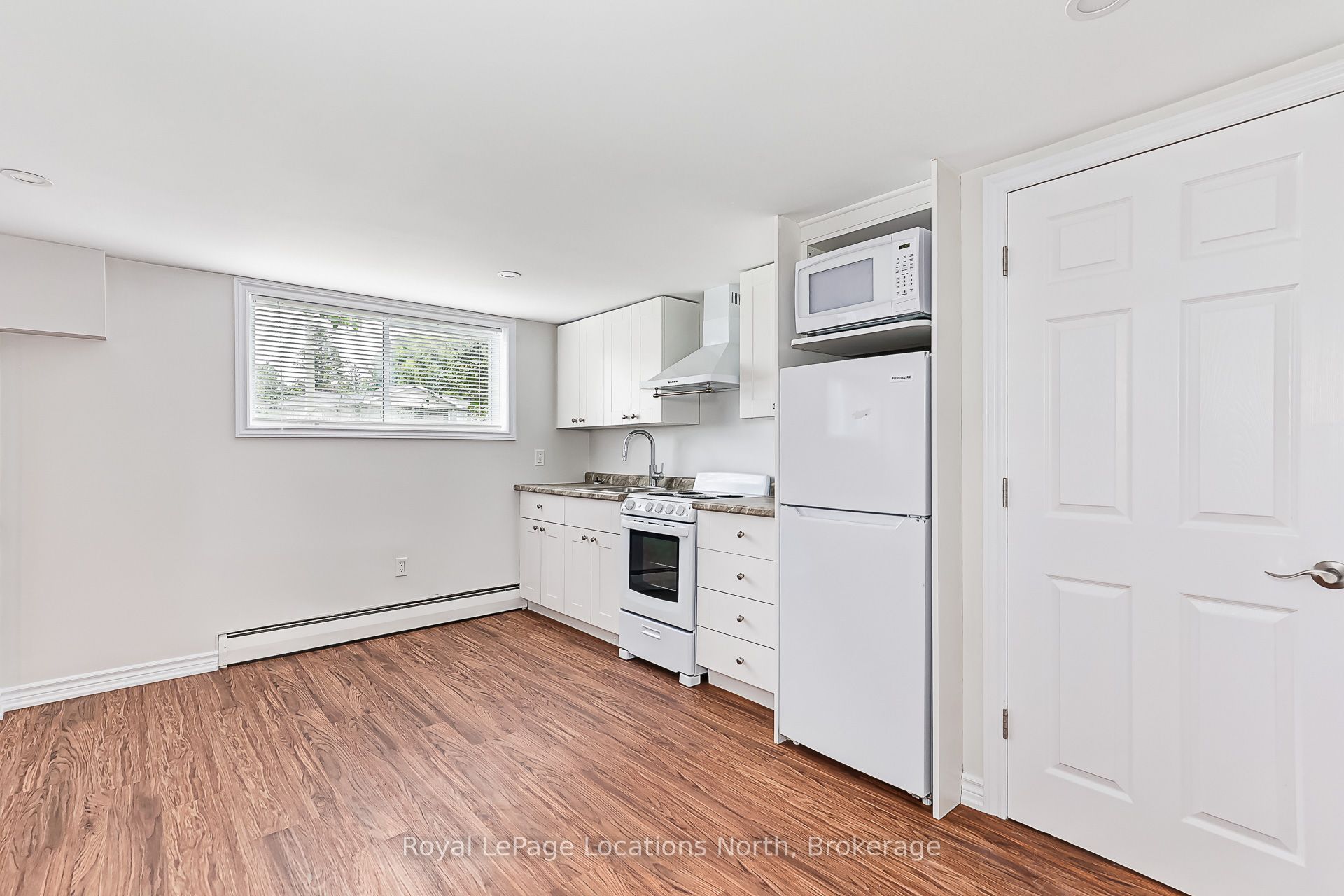 594 Oak Street Property Photo 34