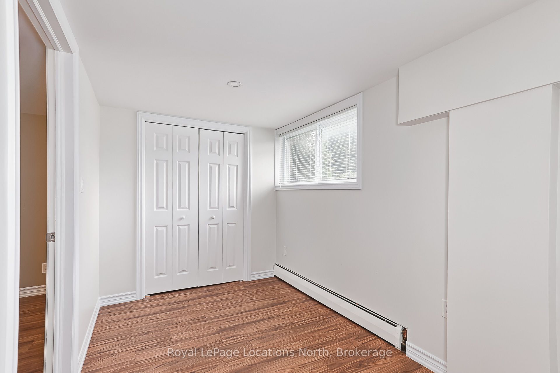 594 Oak Street Property Photo 39