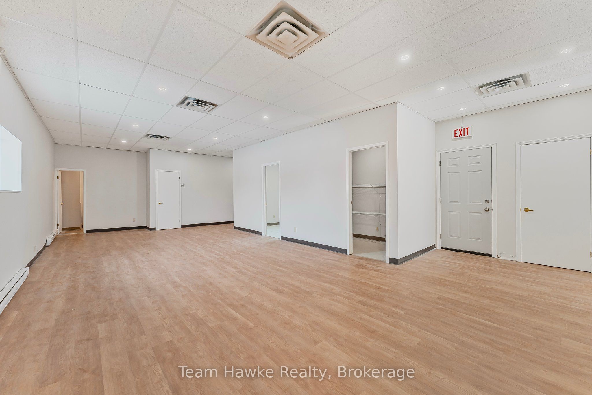 101 Main Street 2 Property Photo 7