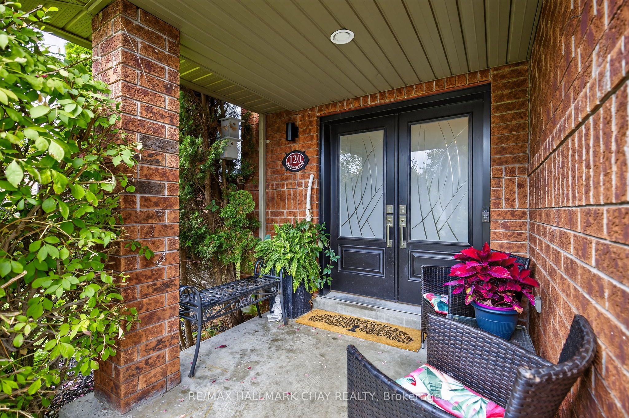 120 Tunbridge Road Property Photo 5