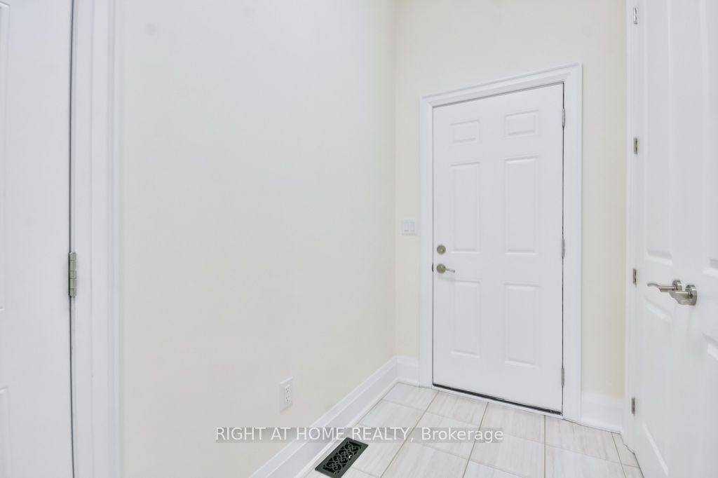 8 Forest Heights Court Property Photo 25