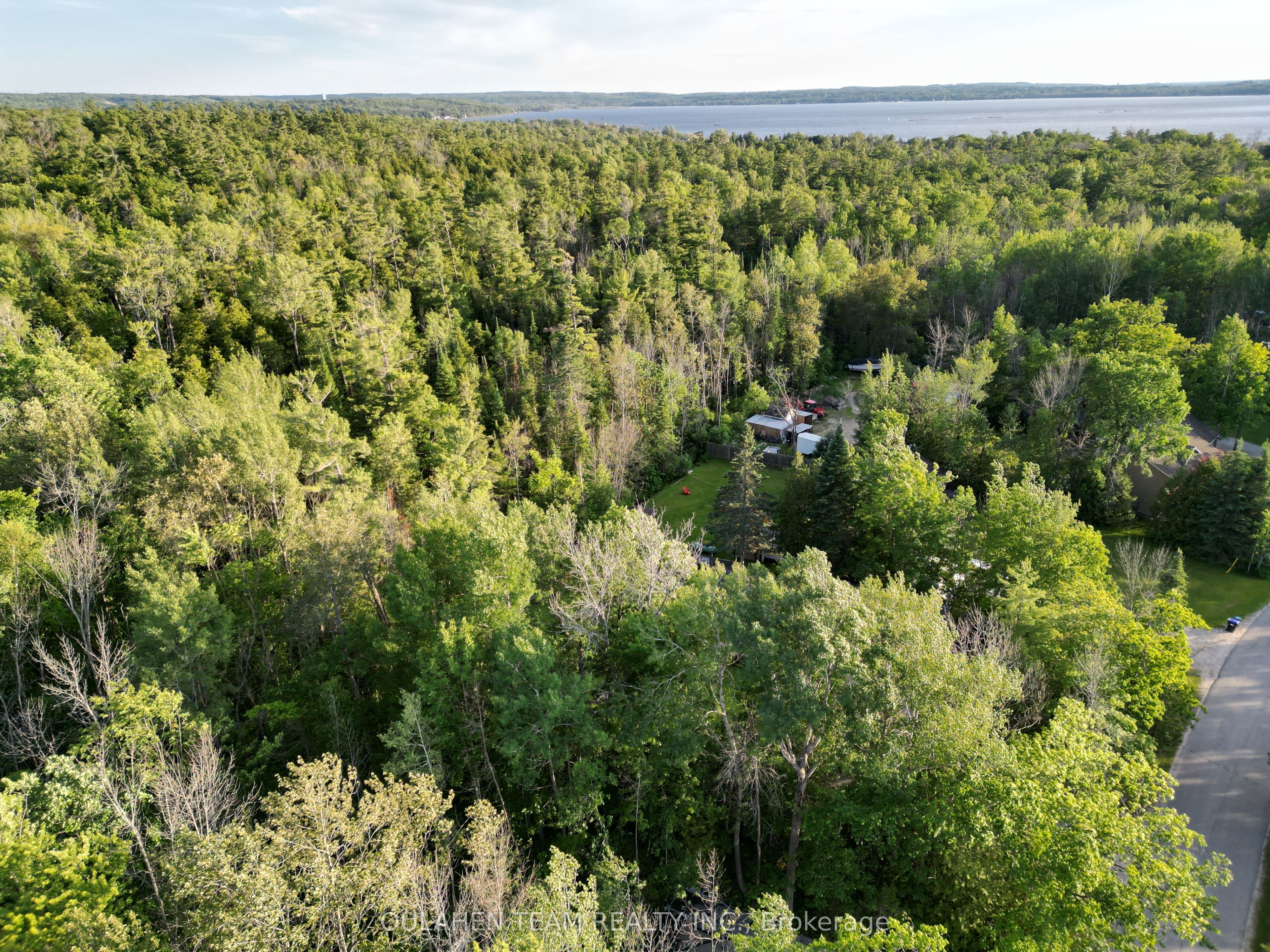 167 Forest Harbour Parkway Property Photo 2