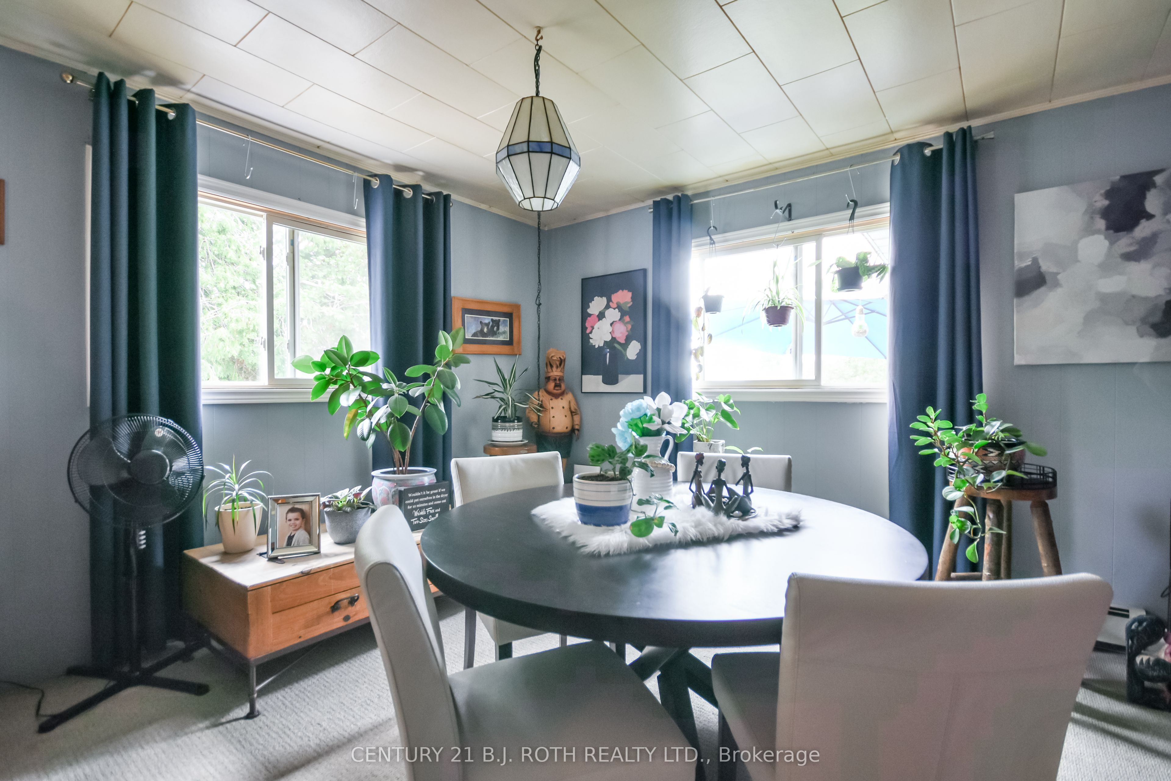 6 Caroline Street Property Photo 20