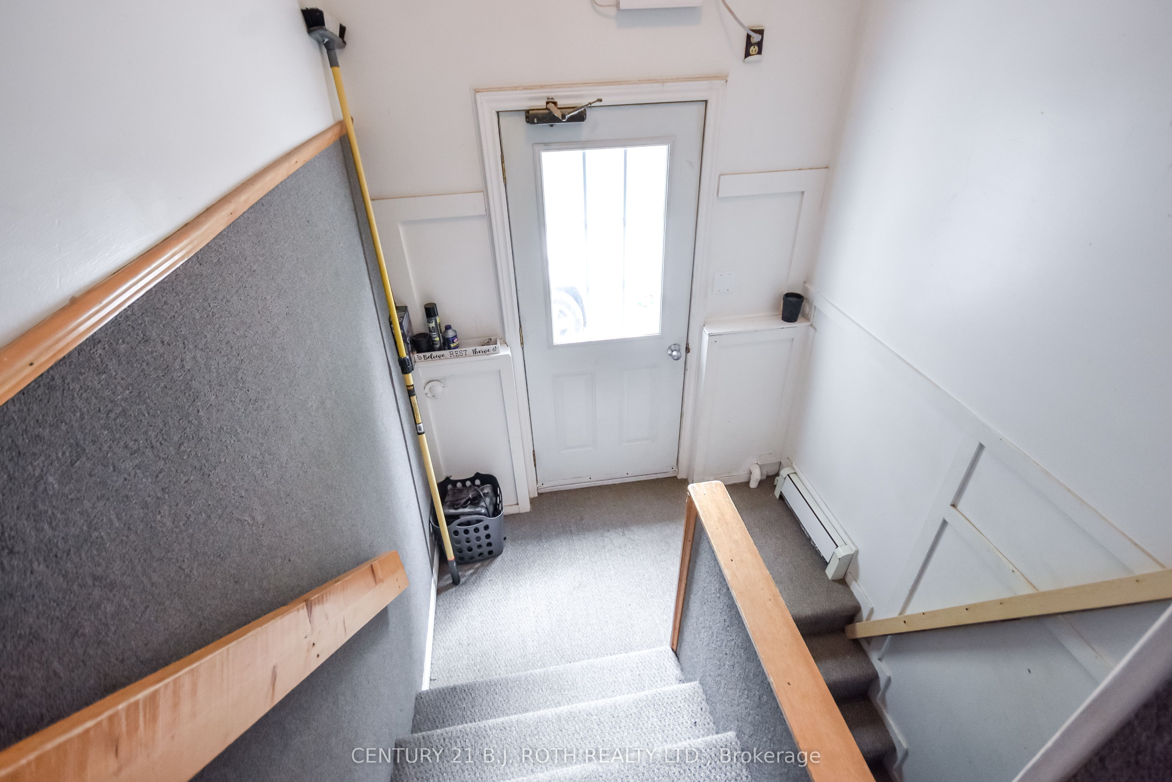 6 Caroline Street Property Photo 29