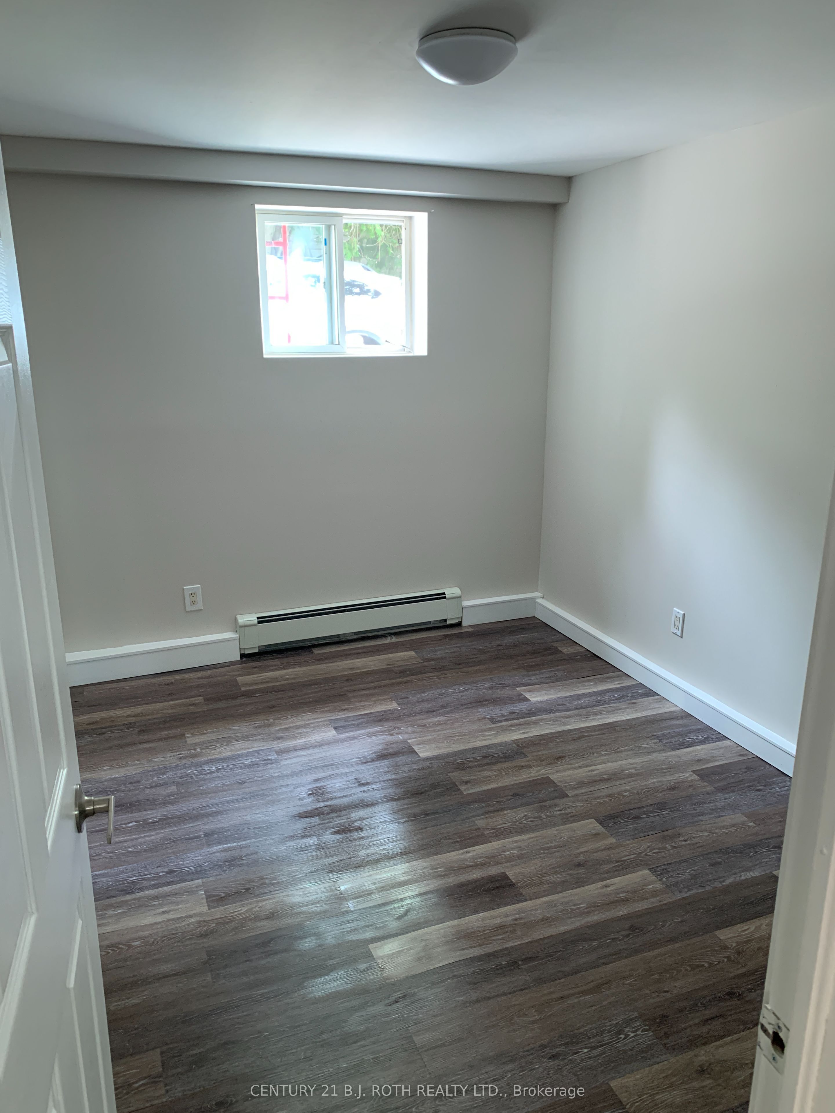 6 Caroline Street Property Photo 38